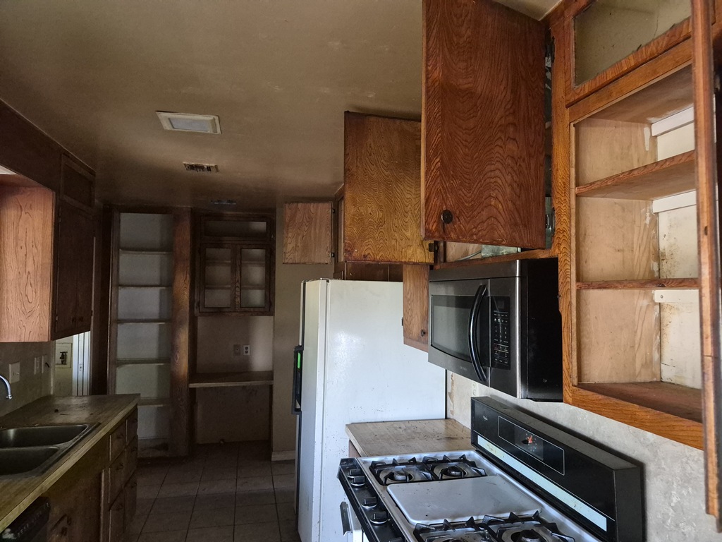 300 7th Avenue Property Photo 11