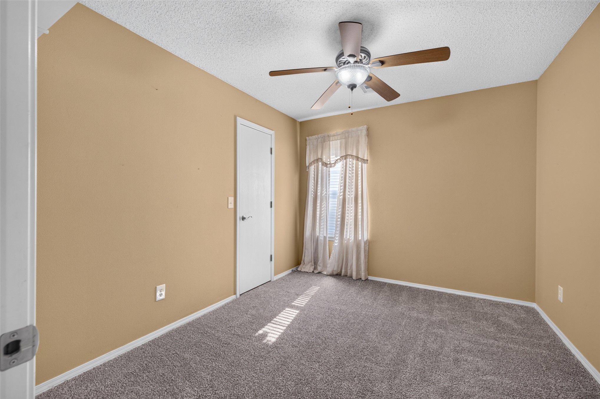 2633274 Property Photo 18
