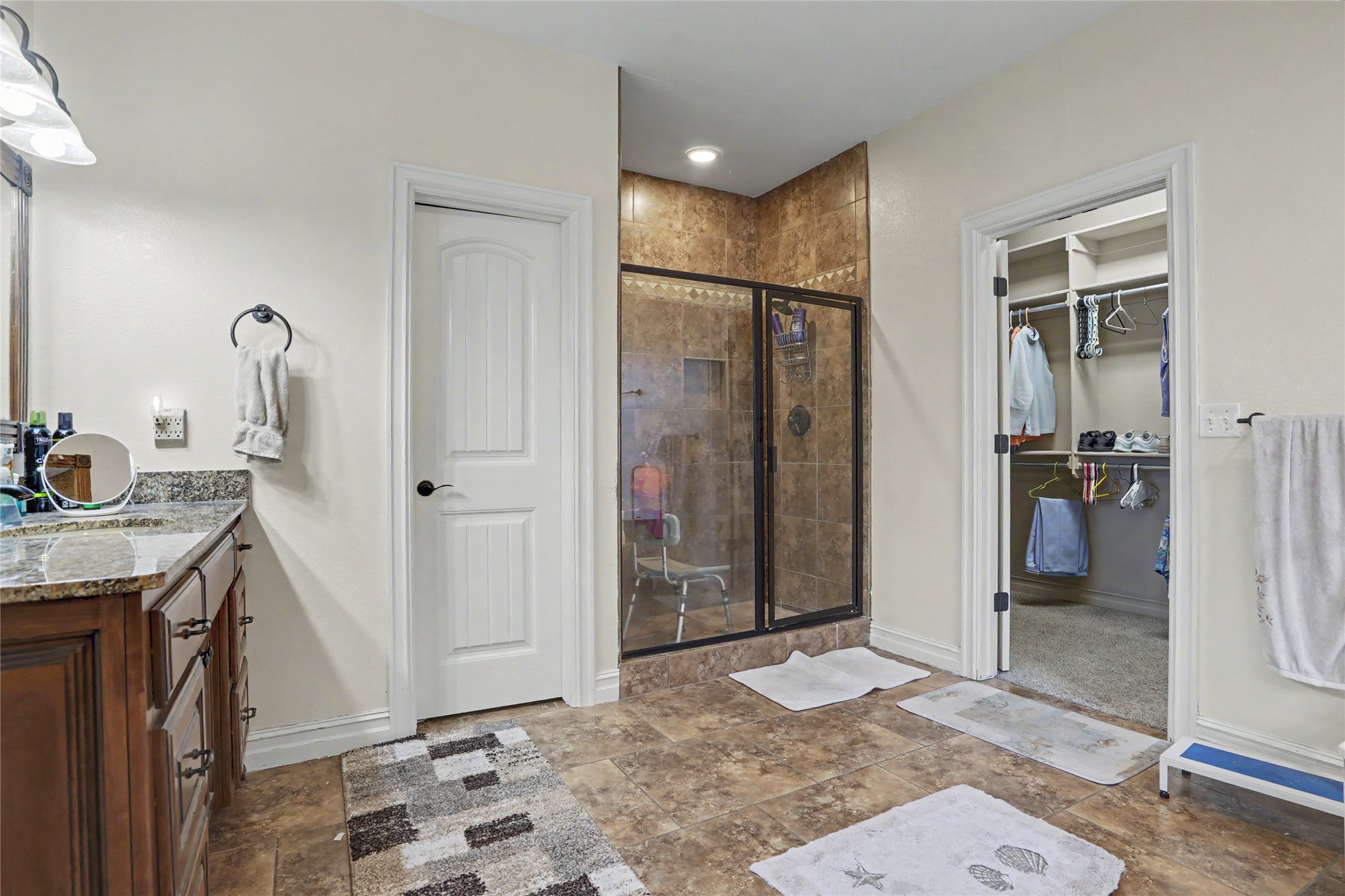 18709 E 42nd Street Property Photo 22
