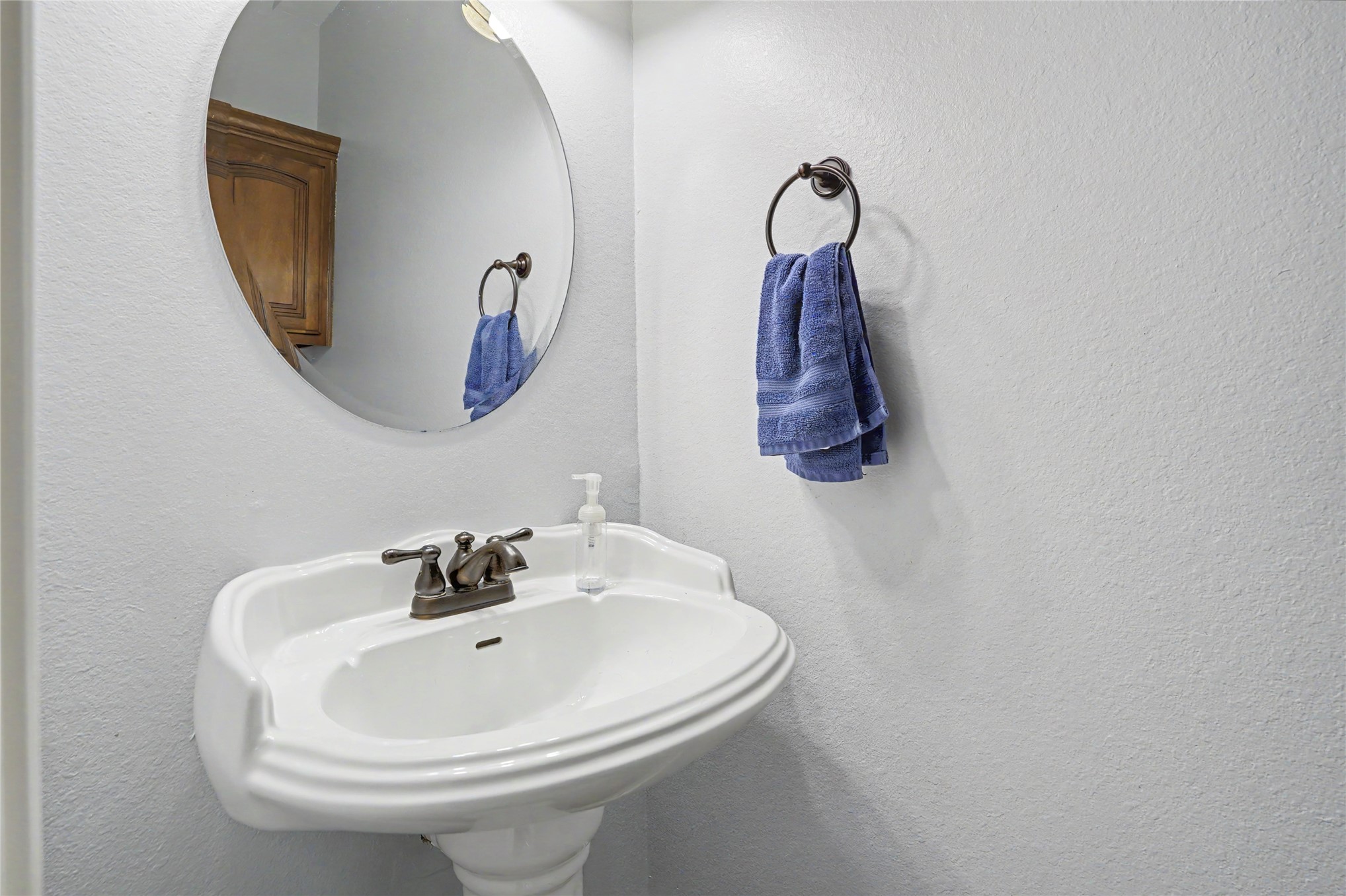 18709 E 42nd Street Property Photo 30