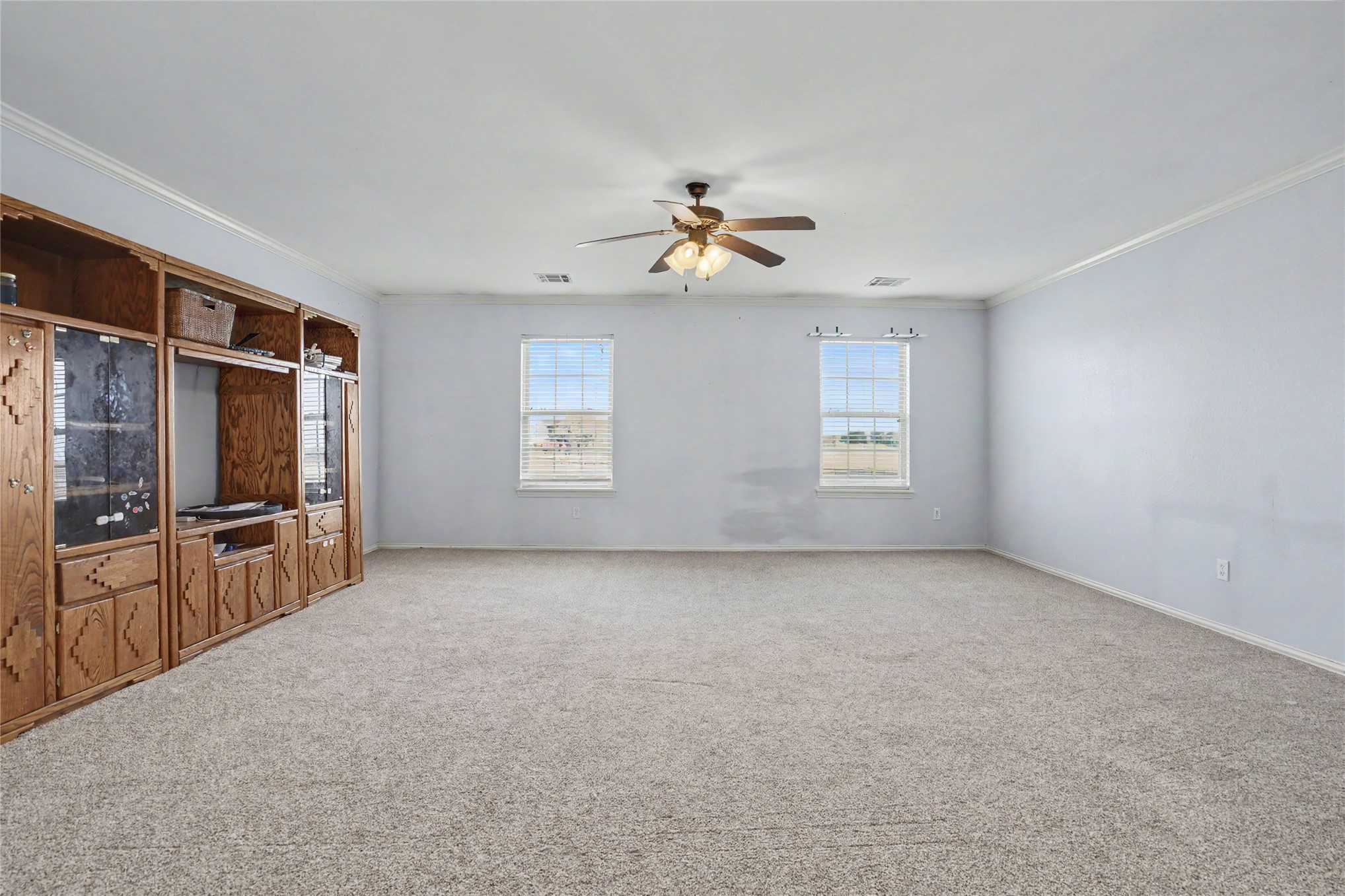 18709 E 42nd Street Property Photo 32