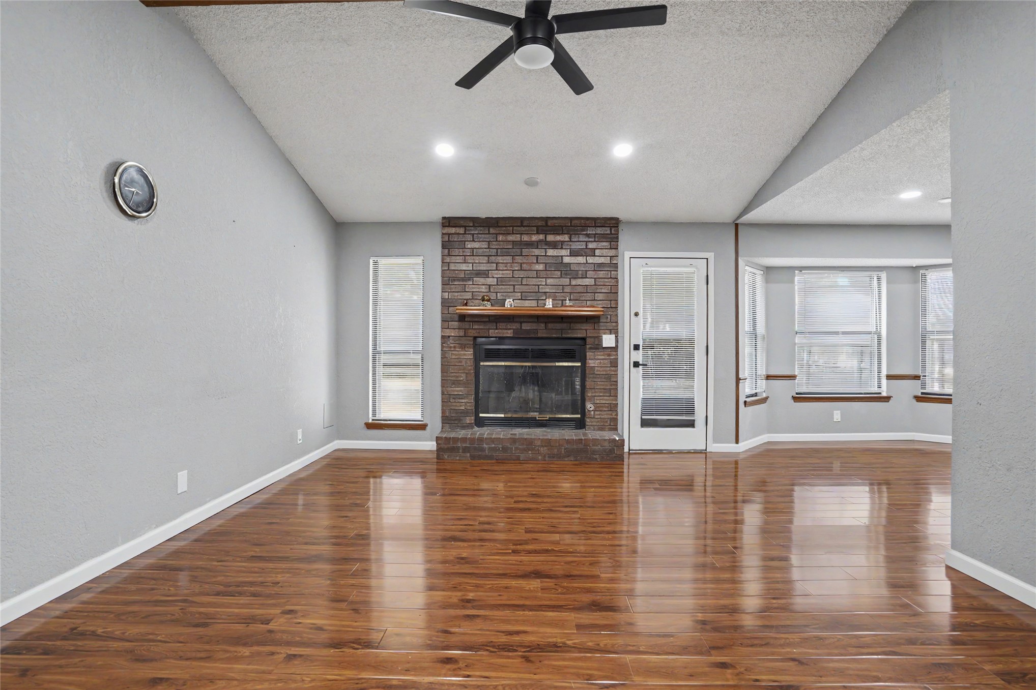 4509 W Oakland Street Property Photo 7