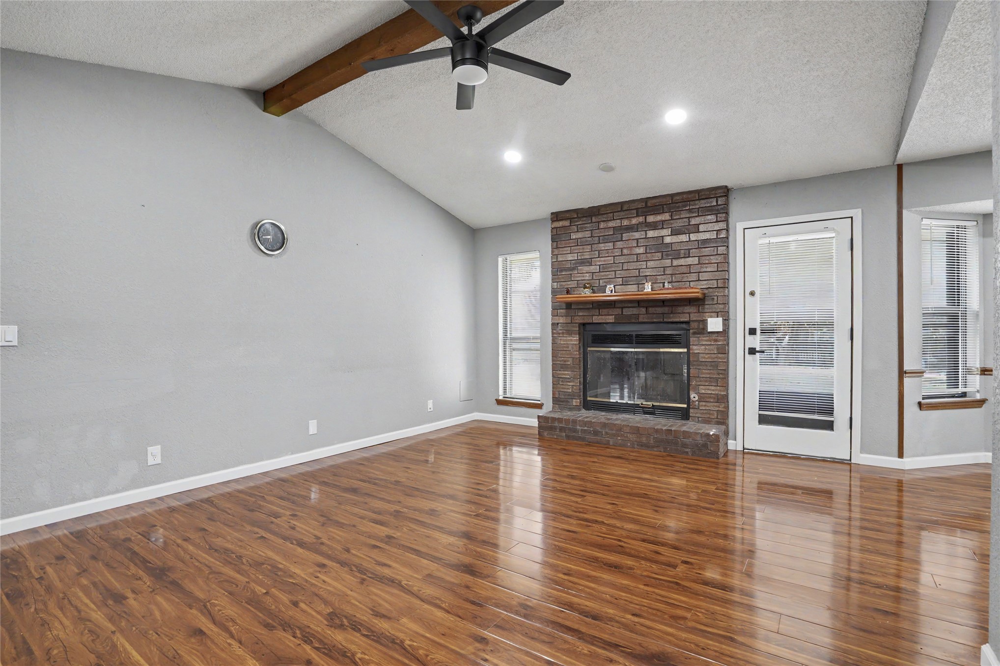 4509 W Oakland Street Property Photo 8