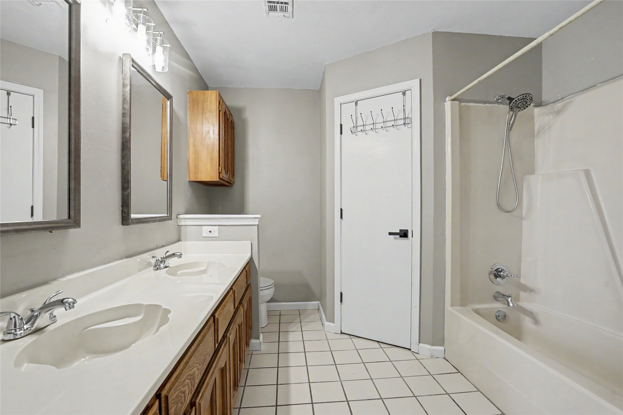 4509 W Oakland Street Property Photo 24