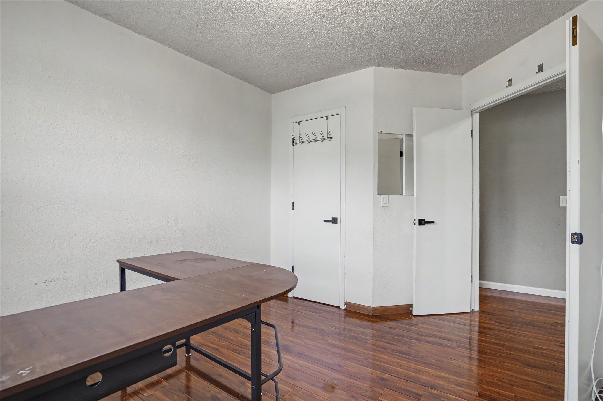 4509 W Oakland Street Property Photo 29