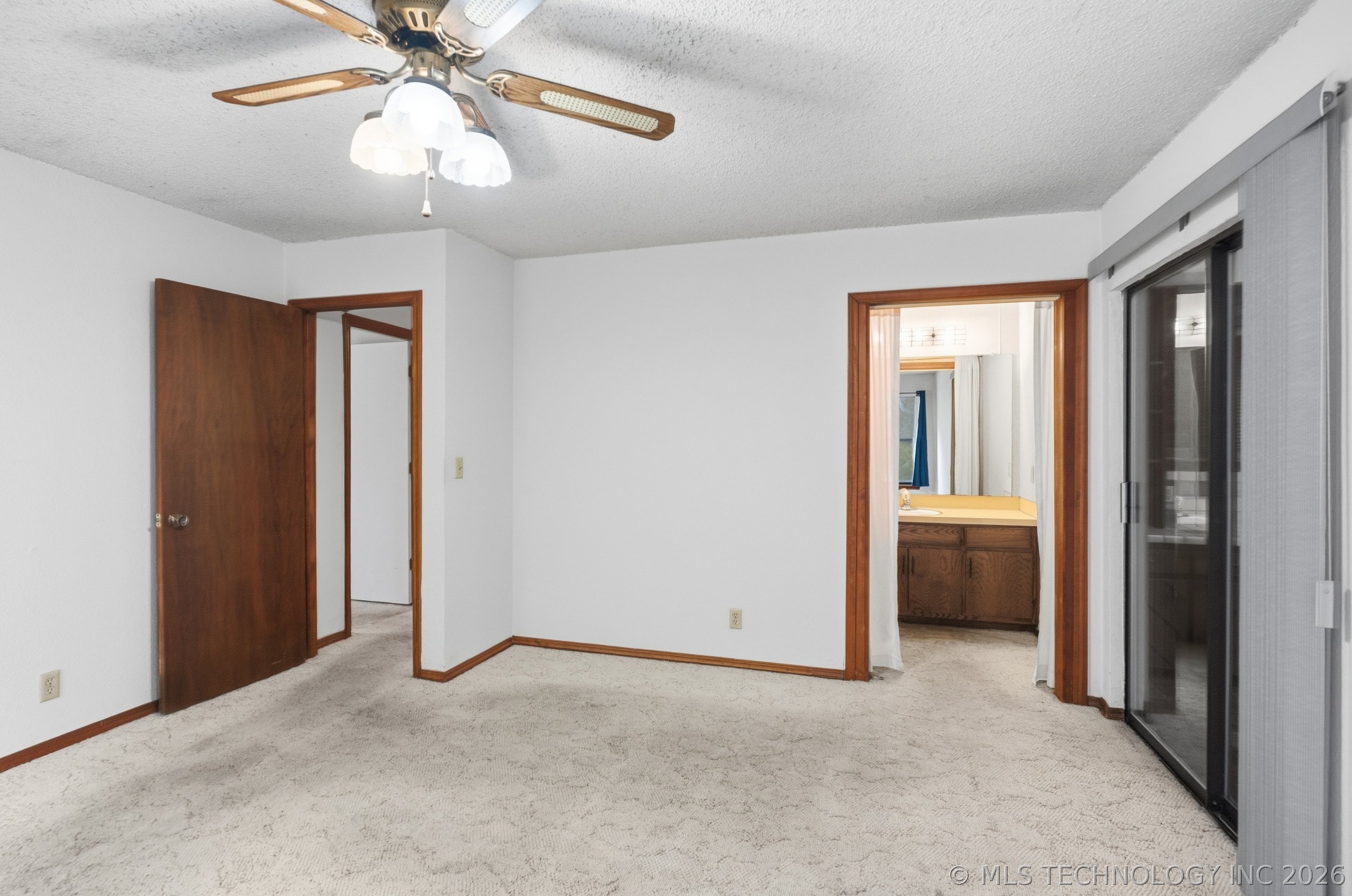 3235 S 140th East Avenue Property Photo 13