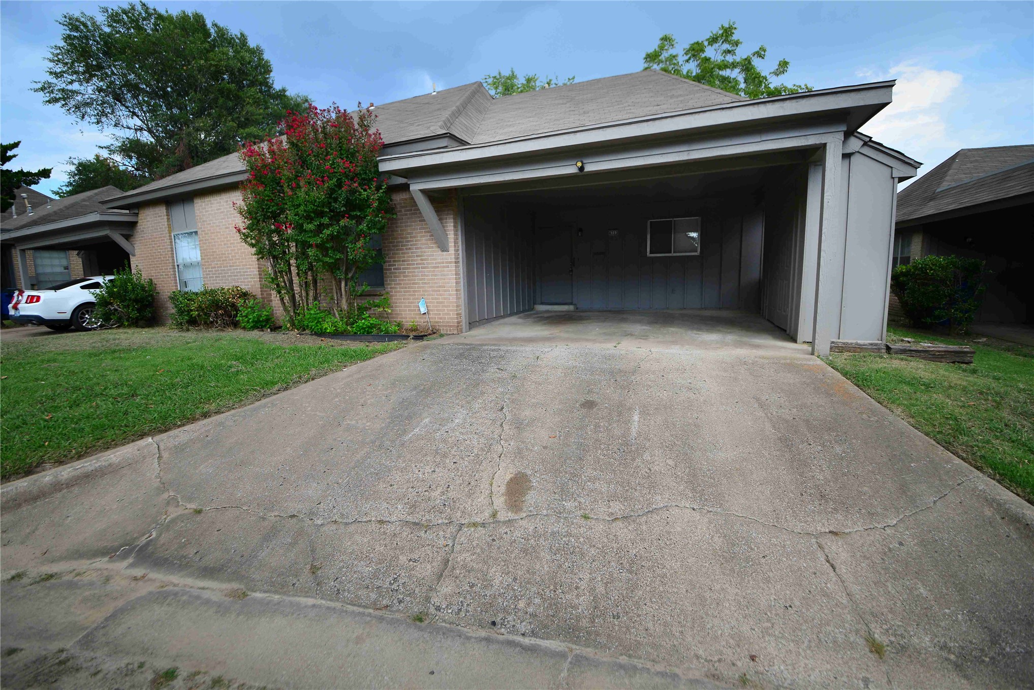 4713 S Fulton Place Property Photo 1