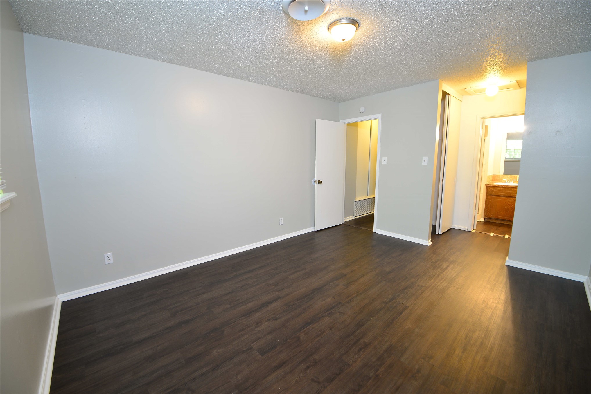 4713 S Fulton Place Property Photo 14