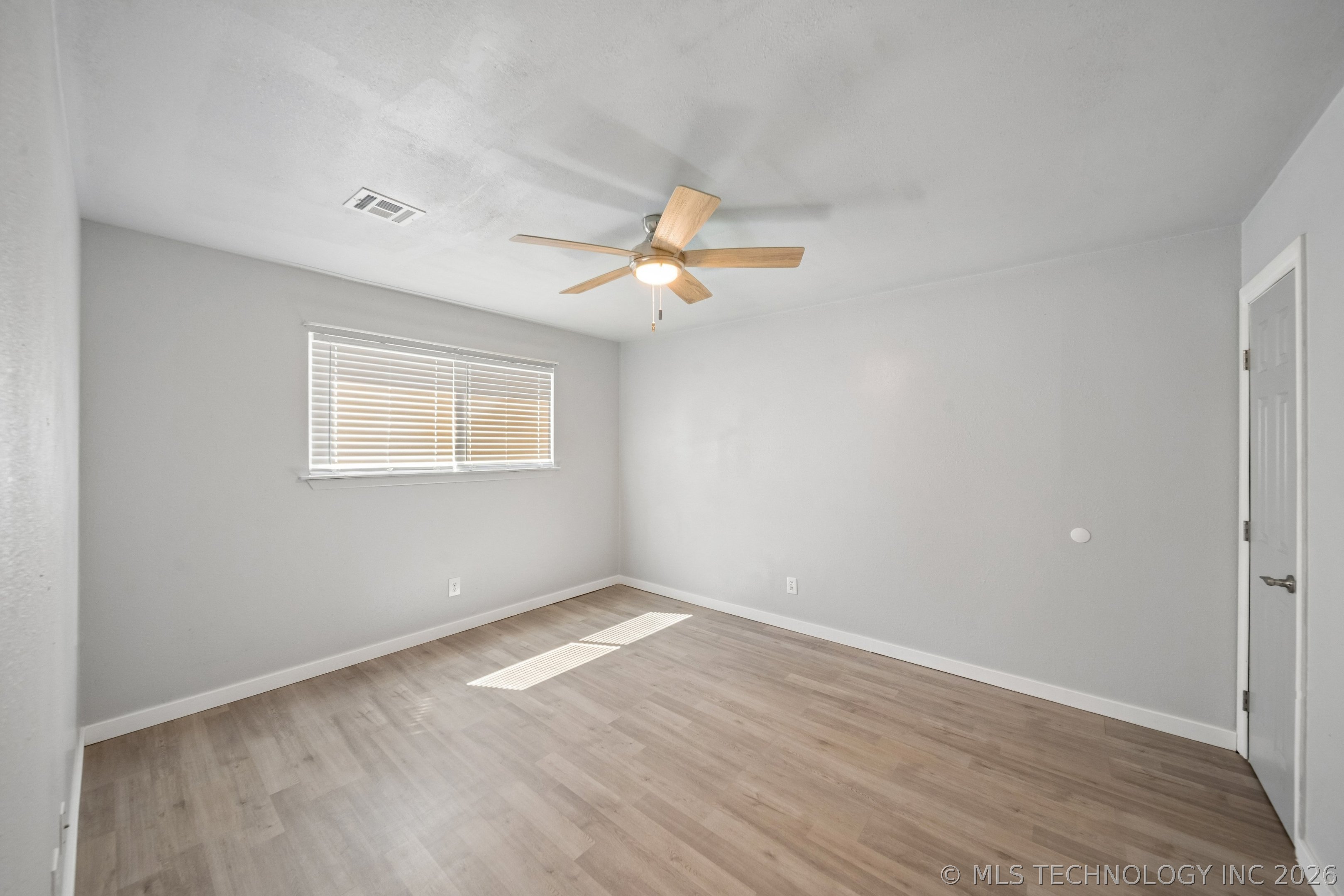 270 S 184th East East Avenue Property Photo 18