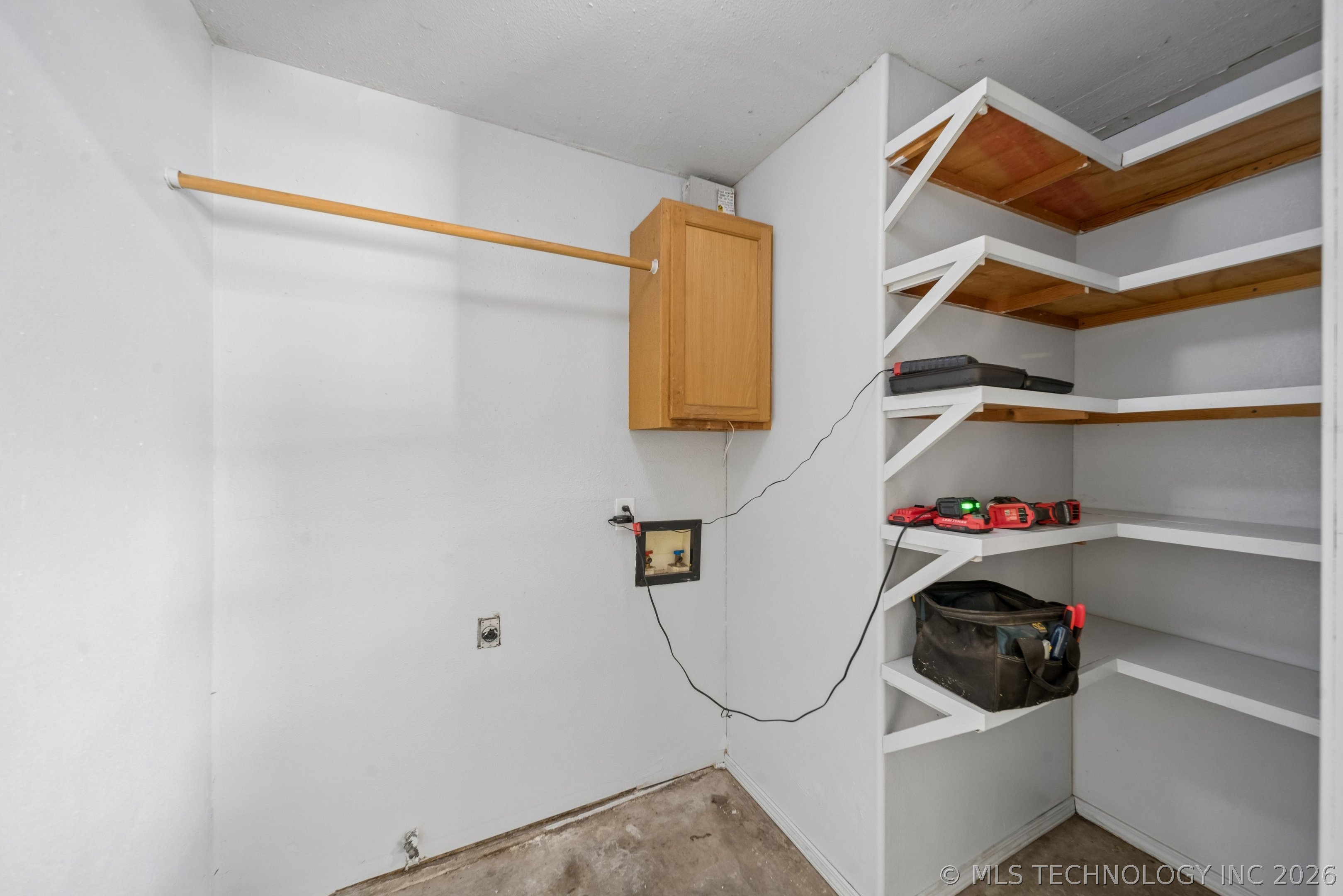 270 S 184th East East Avenue Property Photo 26