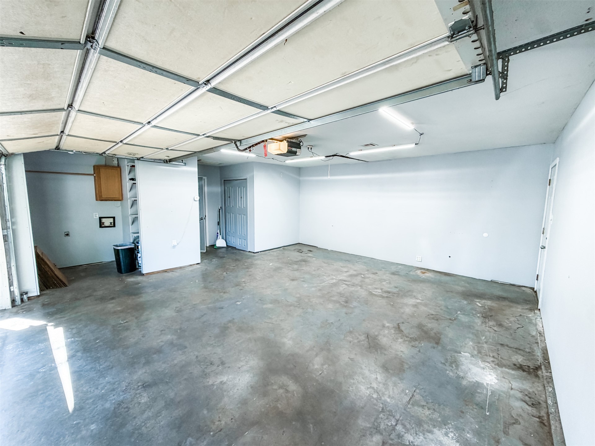 270 S 184th East East Avenue Property Photo 27