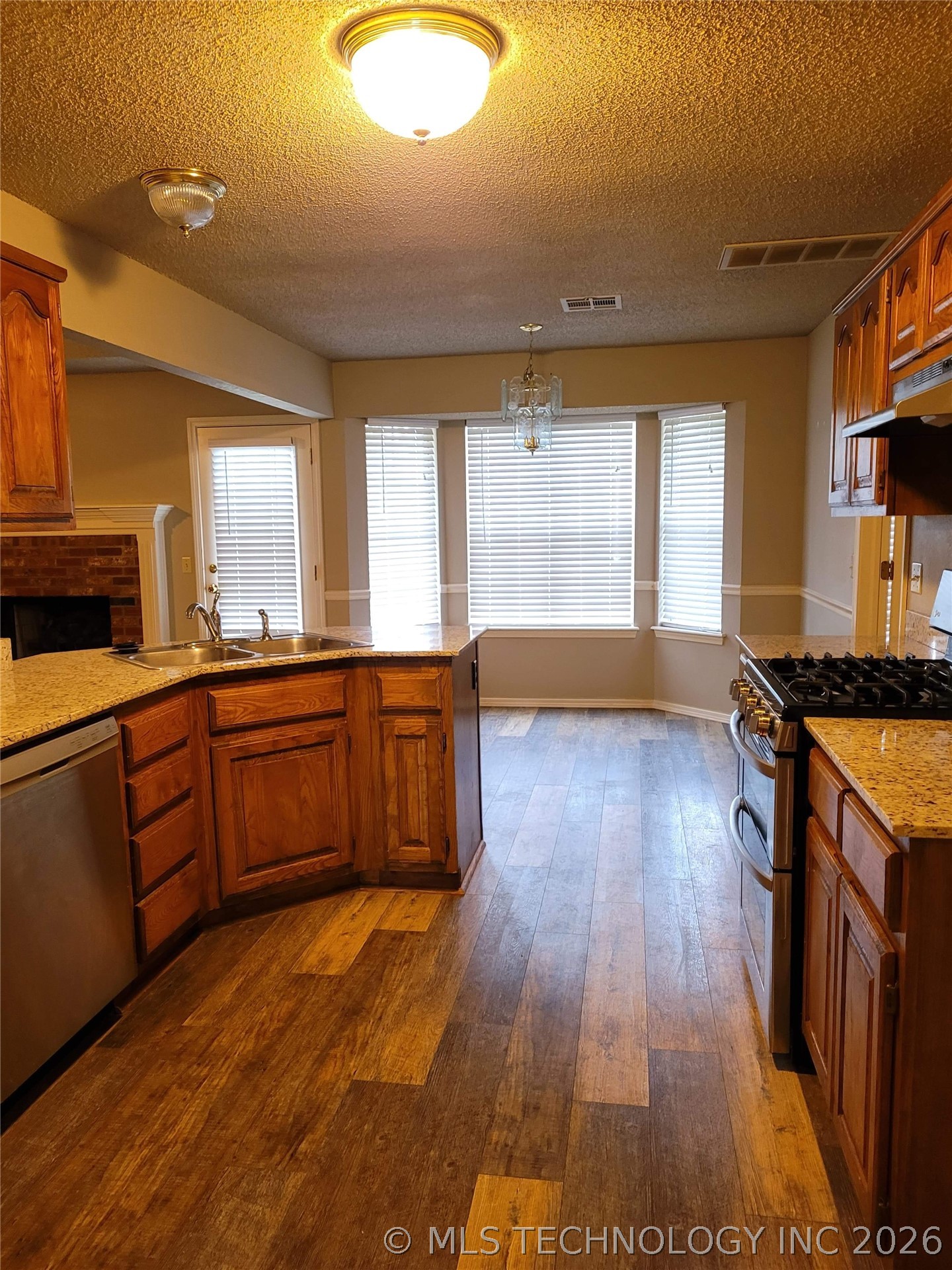 2509 W Honolulu Street Property Photo 7