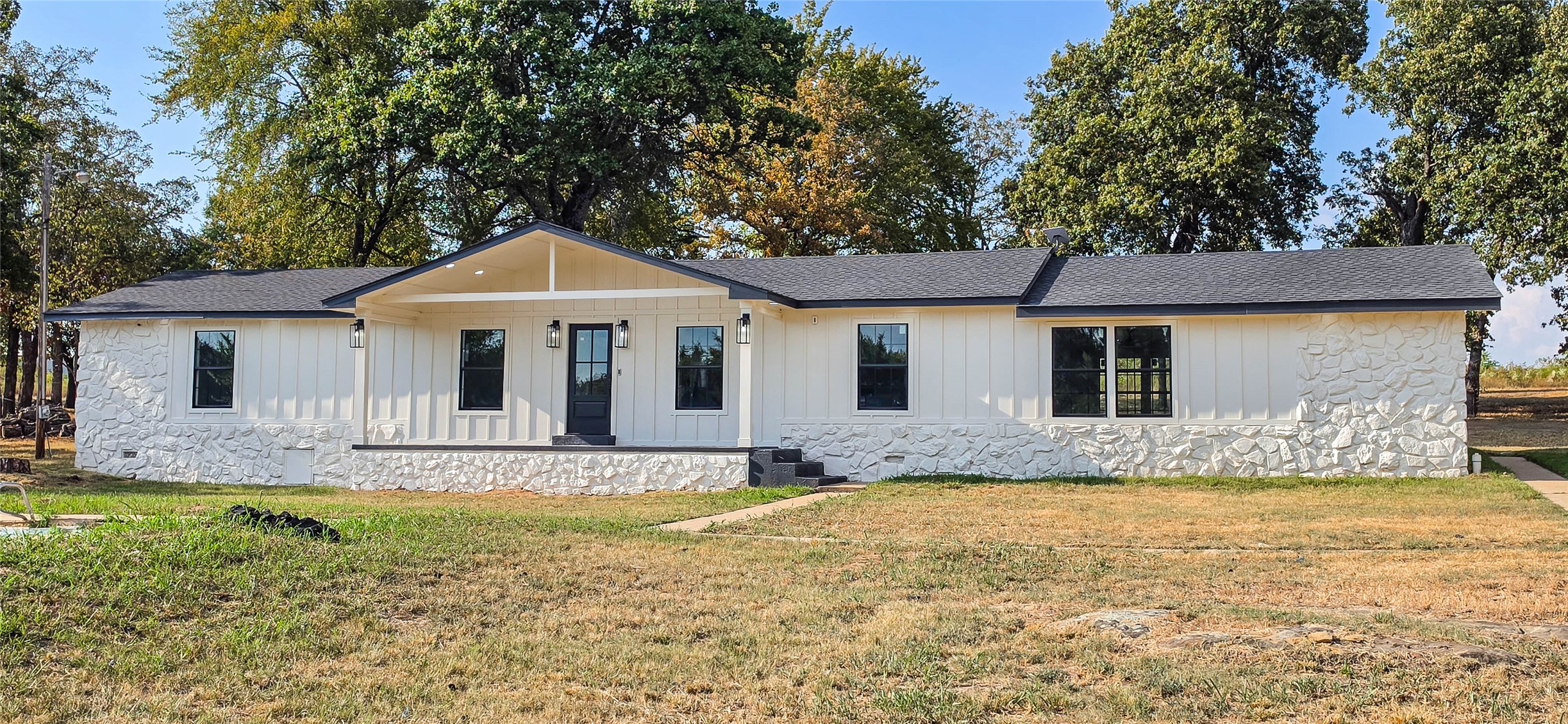 422311 E 1142 Road Property Photo 7