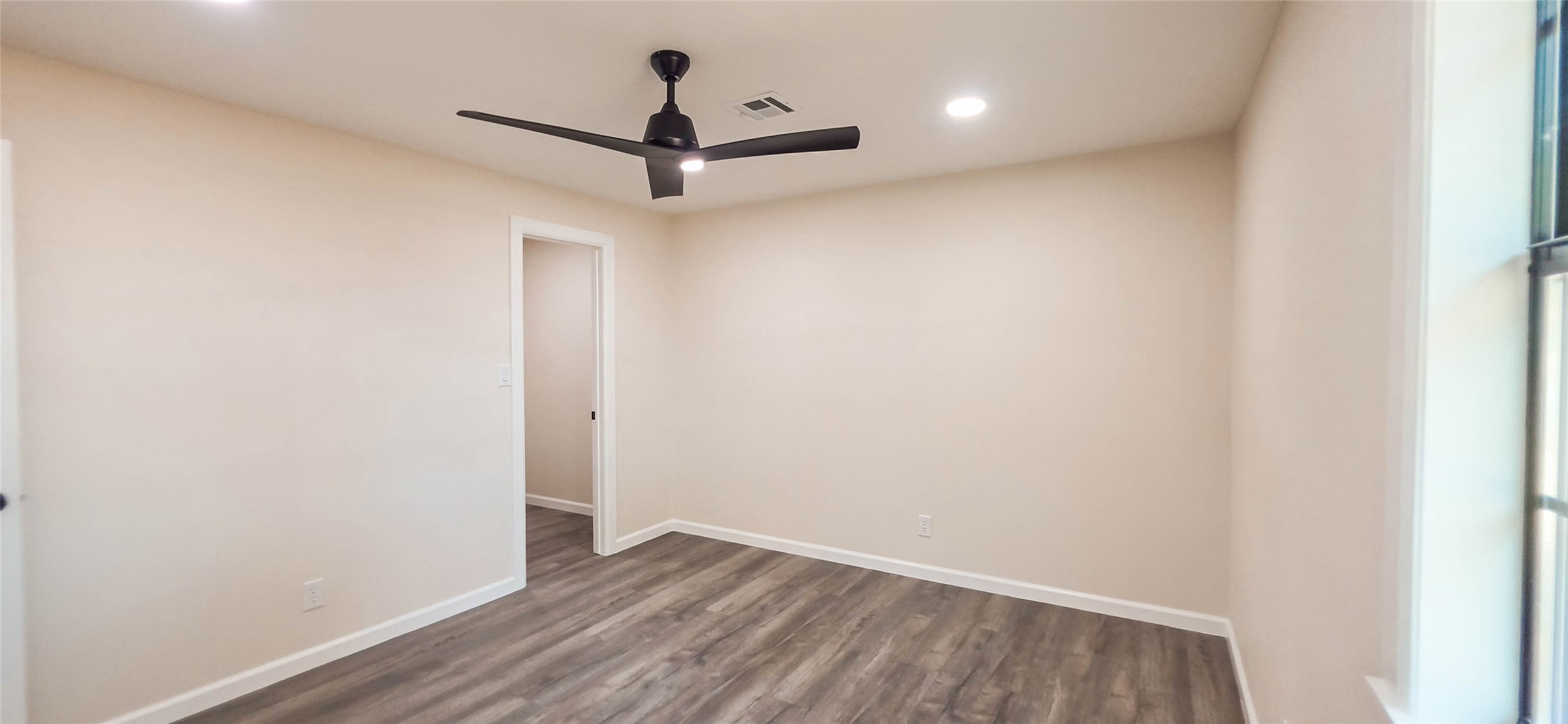 422311 E 1142 Road Property Photo 37