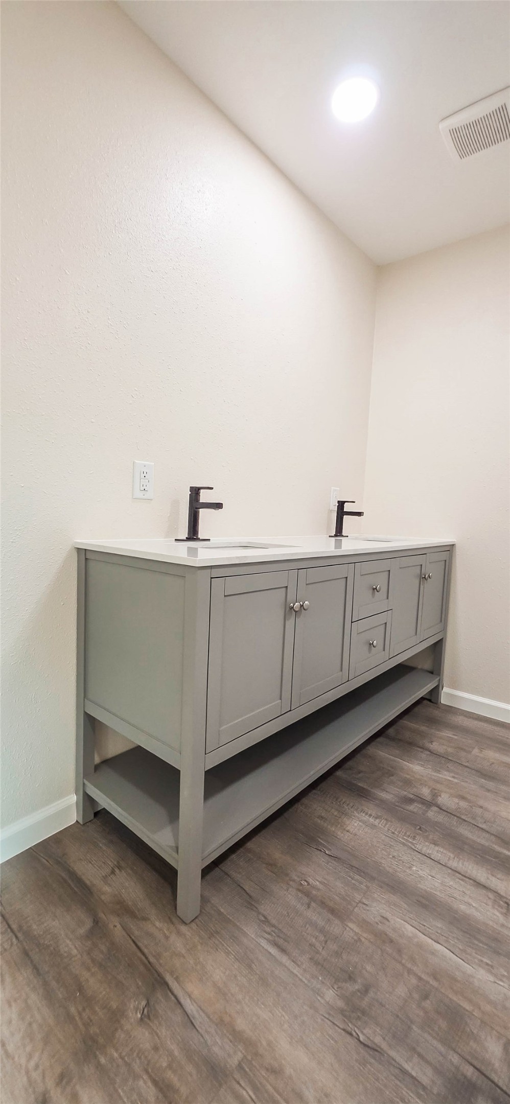 422311 E 1142 Road Property Photo 52
