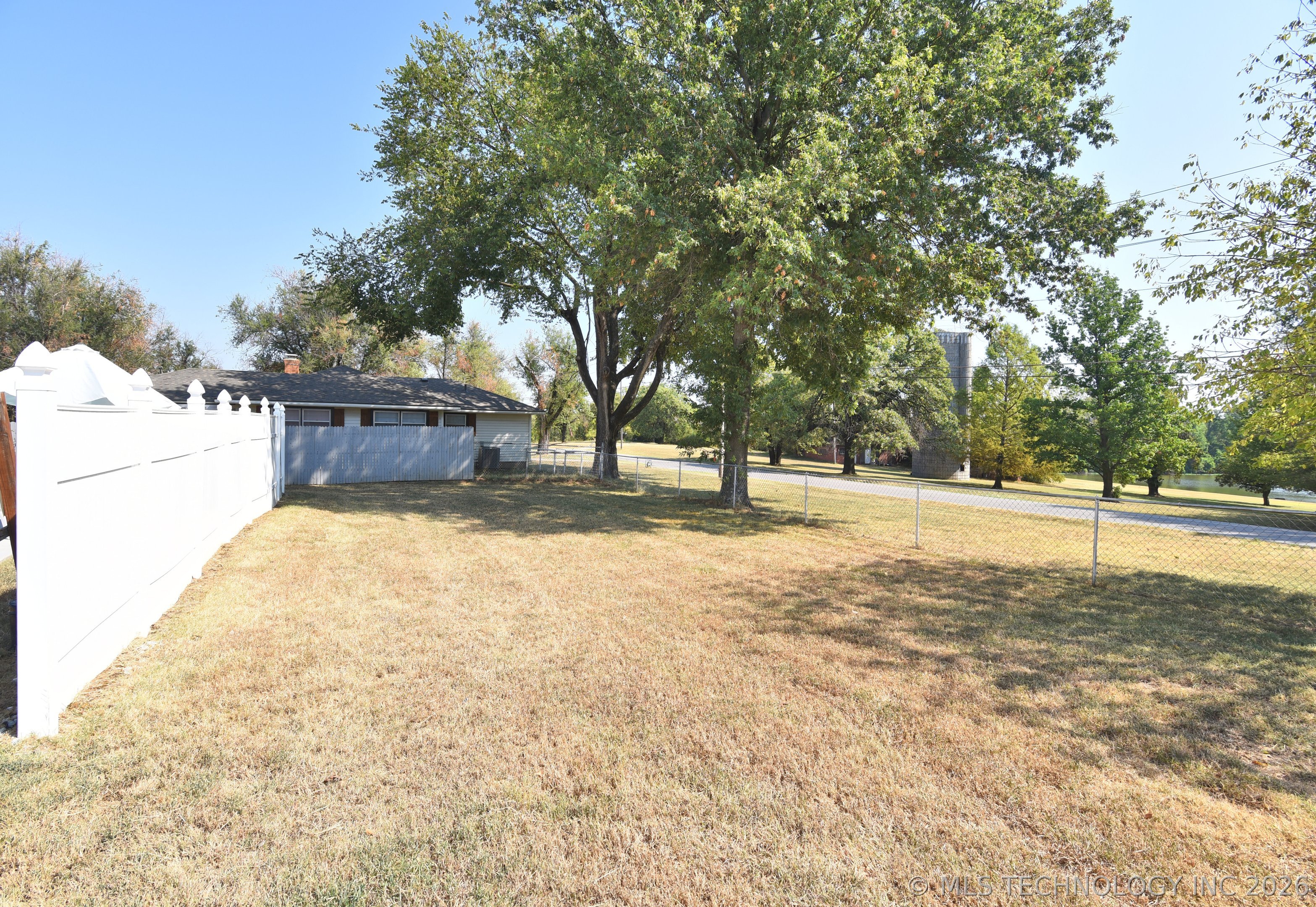 530 S 19th Street Property Photo 32