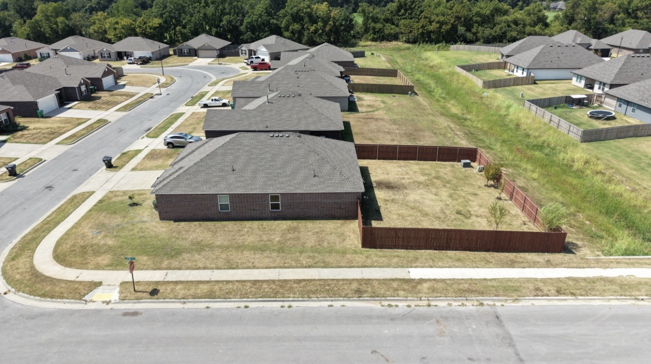 7419 E 157th Place S Property Photo 16