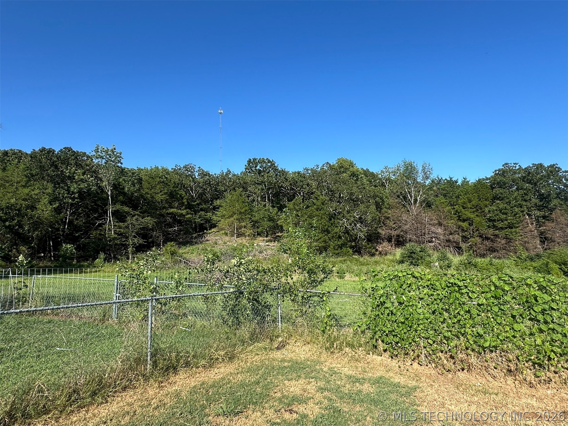 595 Nw 1025th Property Photo 12