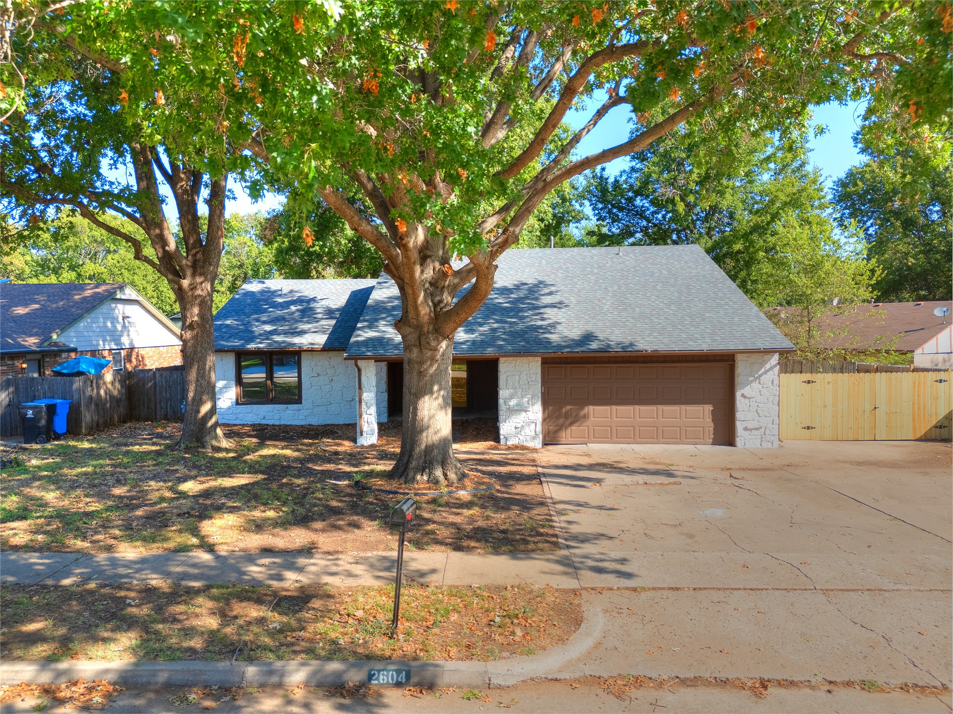2604 E Reno Street S Property Photo 8