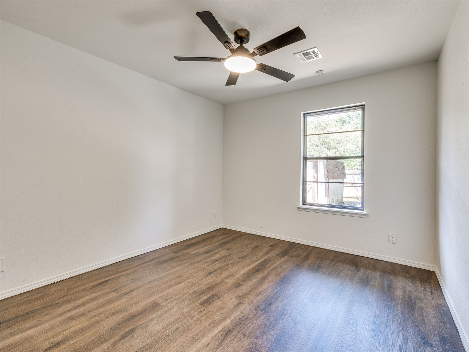 2604 E Reno Street S Property Photo 50