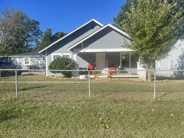 1008 N 1008 Avenue Property Photo 1