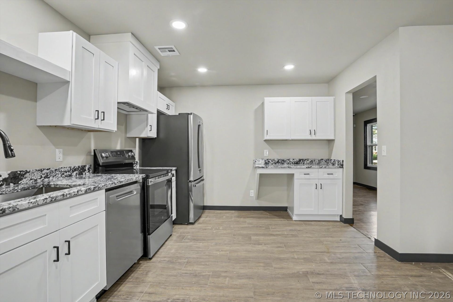 817 Henshaw Avenue Property Photo 12