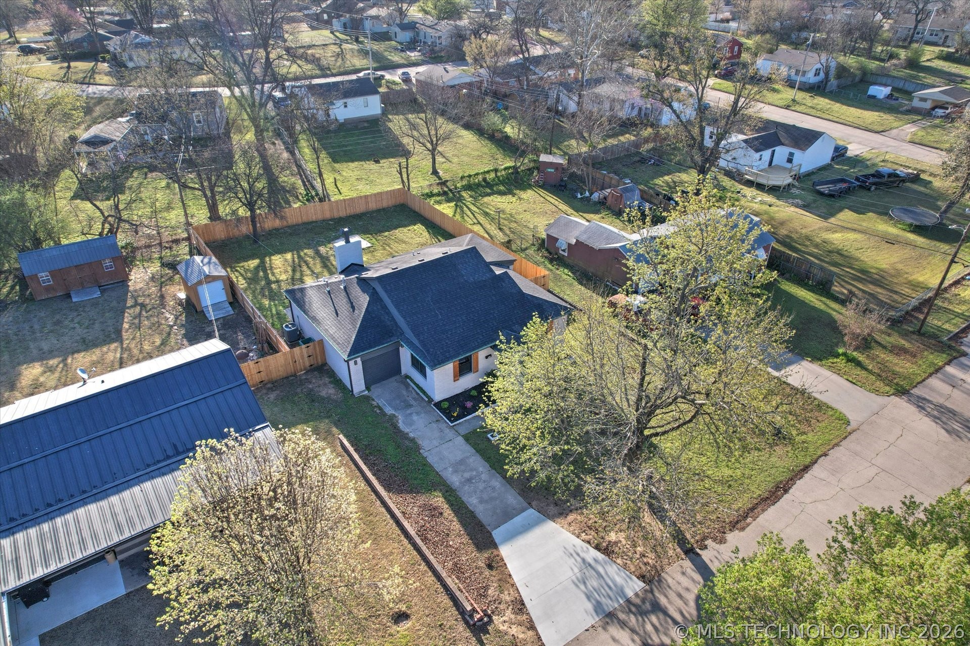 817 Henshaw Avenue Property Photo 32