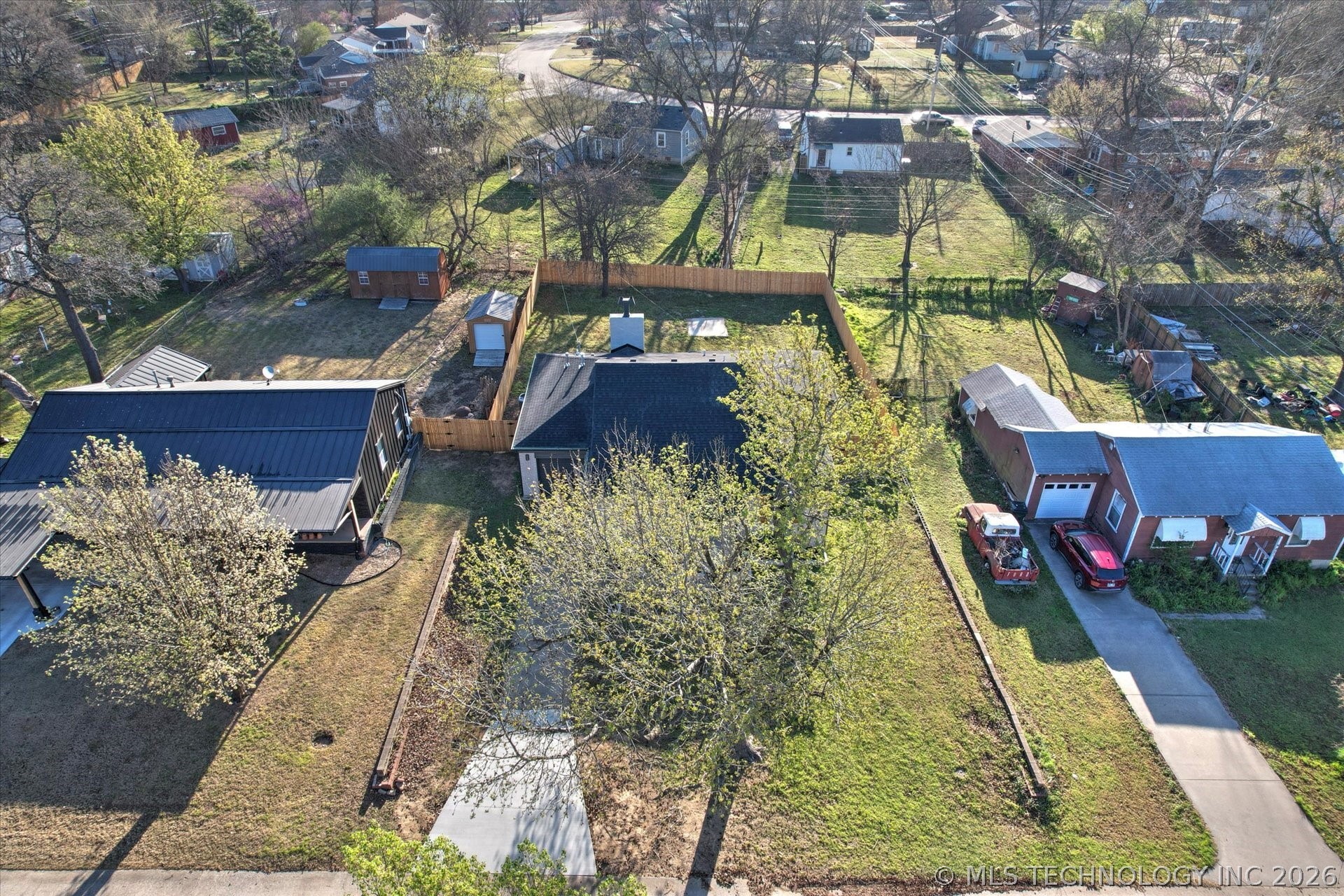 817 Henshaw Avenue Property Photo 33