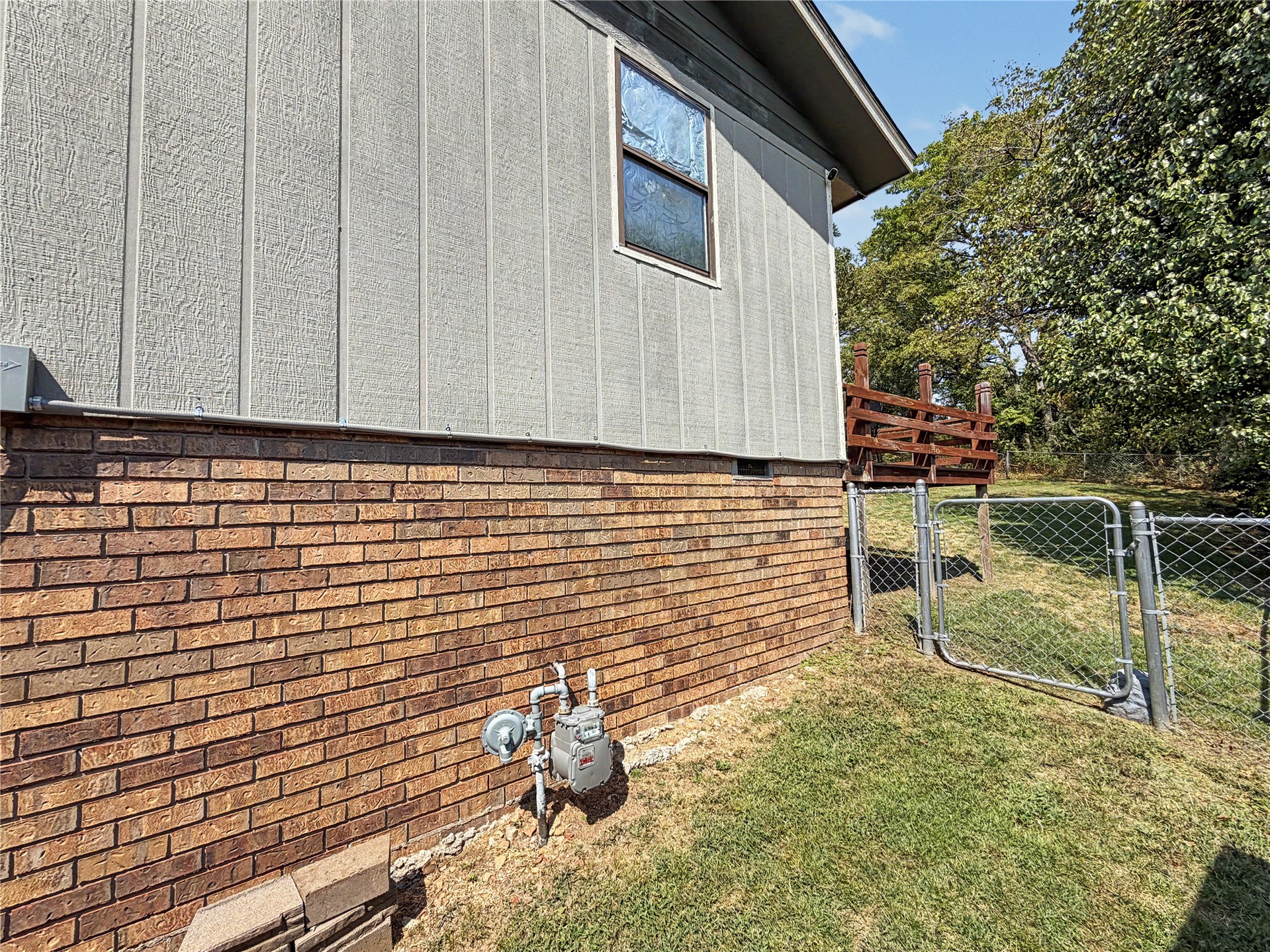 317 E South Street Property Photo 32