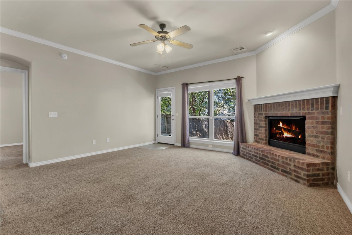 11112 S Birch Street Property Photo 10