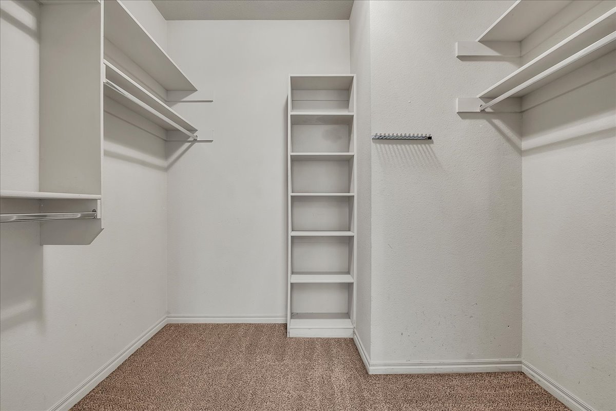 11112 S Birch Street Property Photo 16