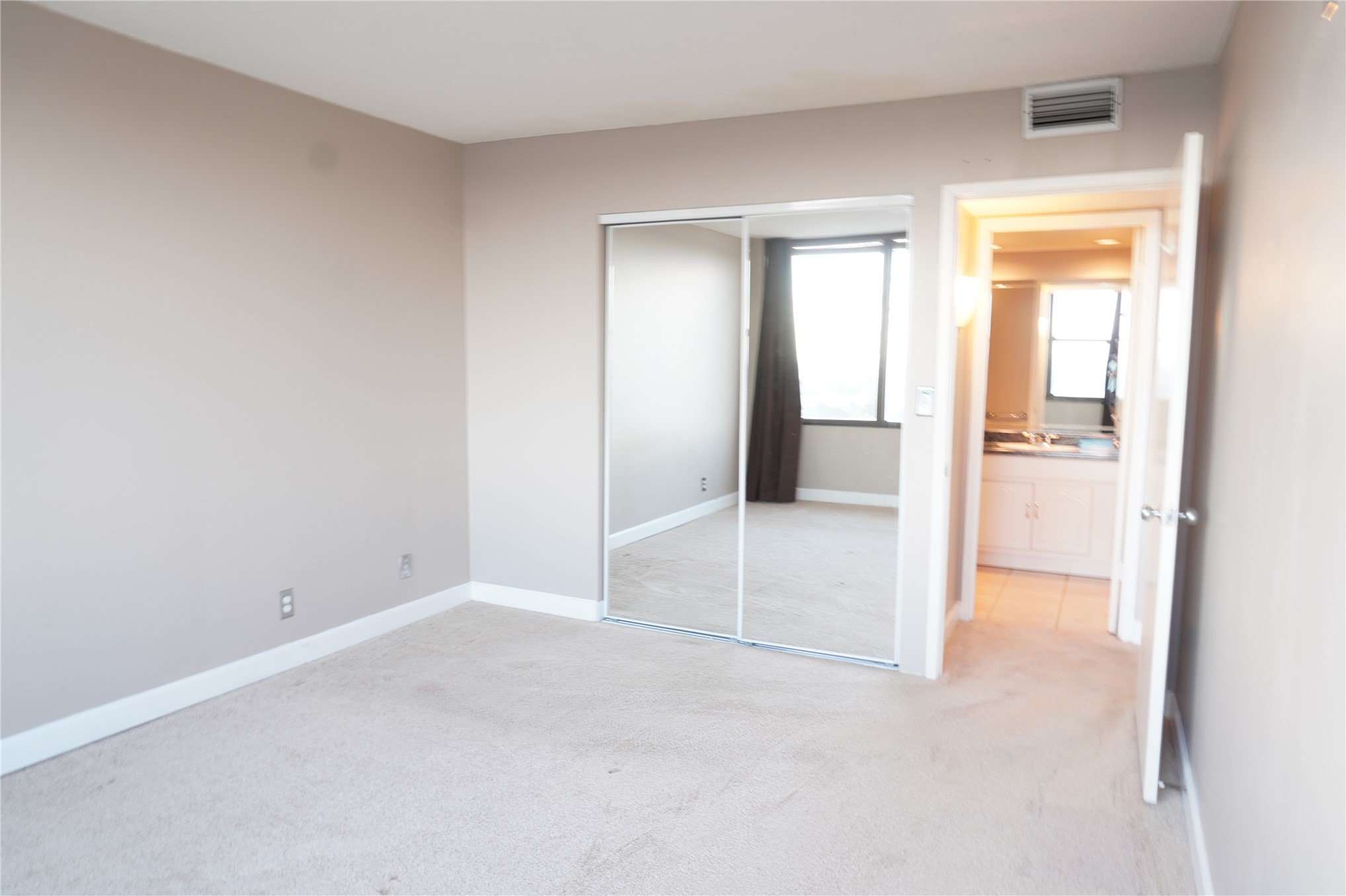 2633316 Property Photo 6