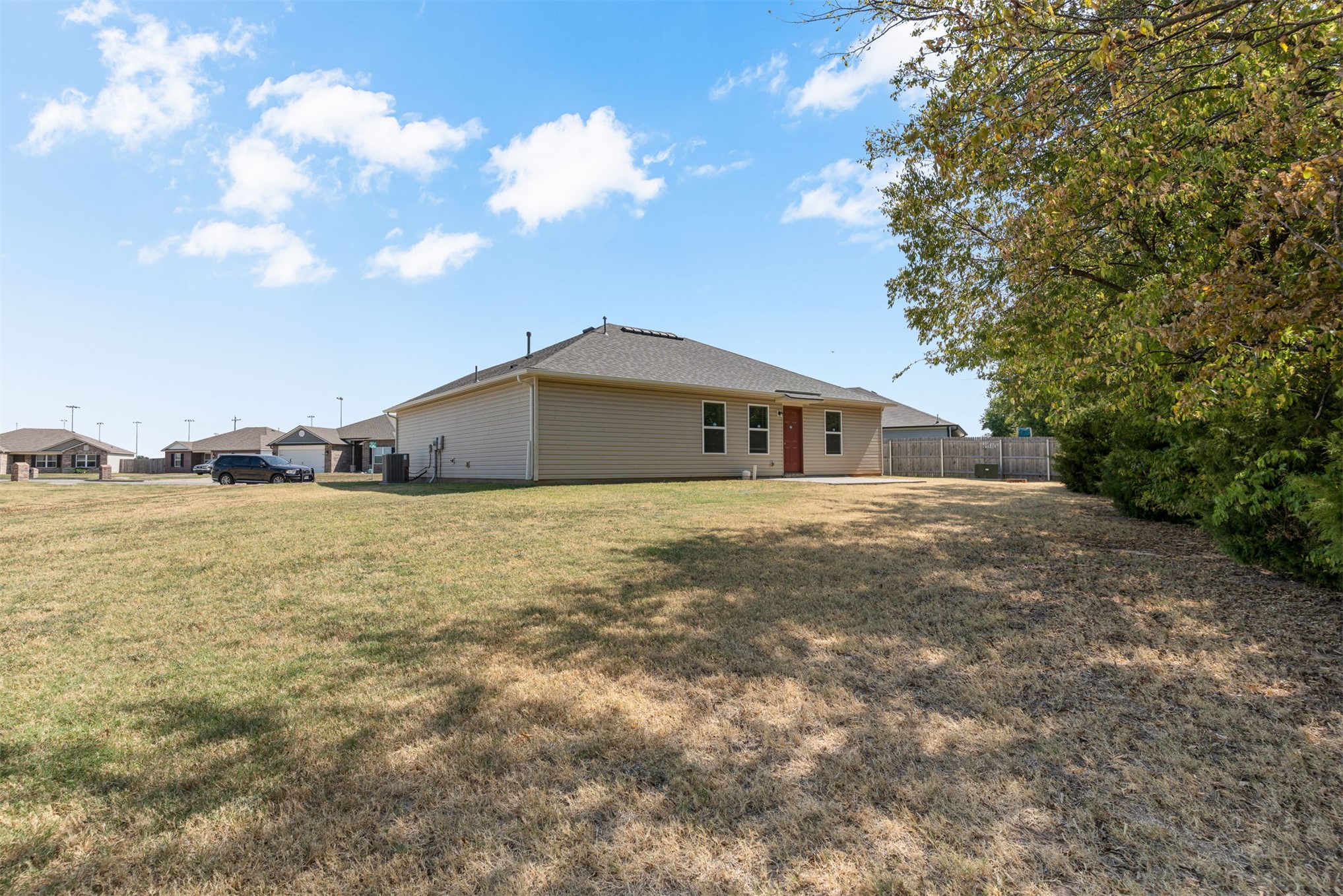 11008 N 100th East Avenue Property Photo 51