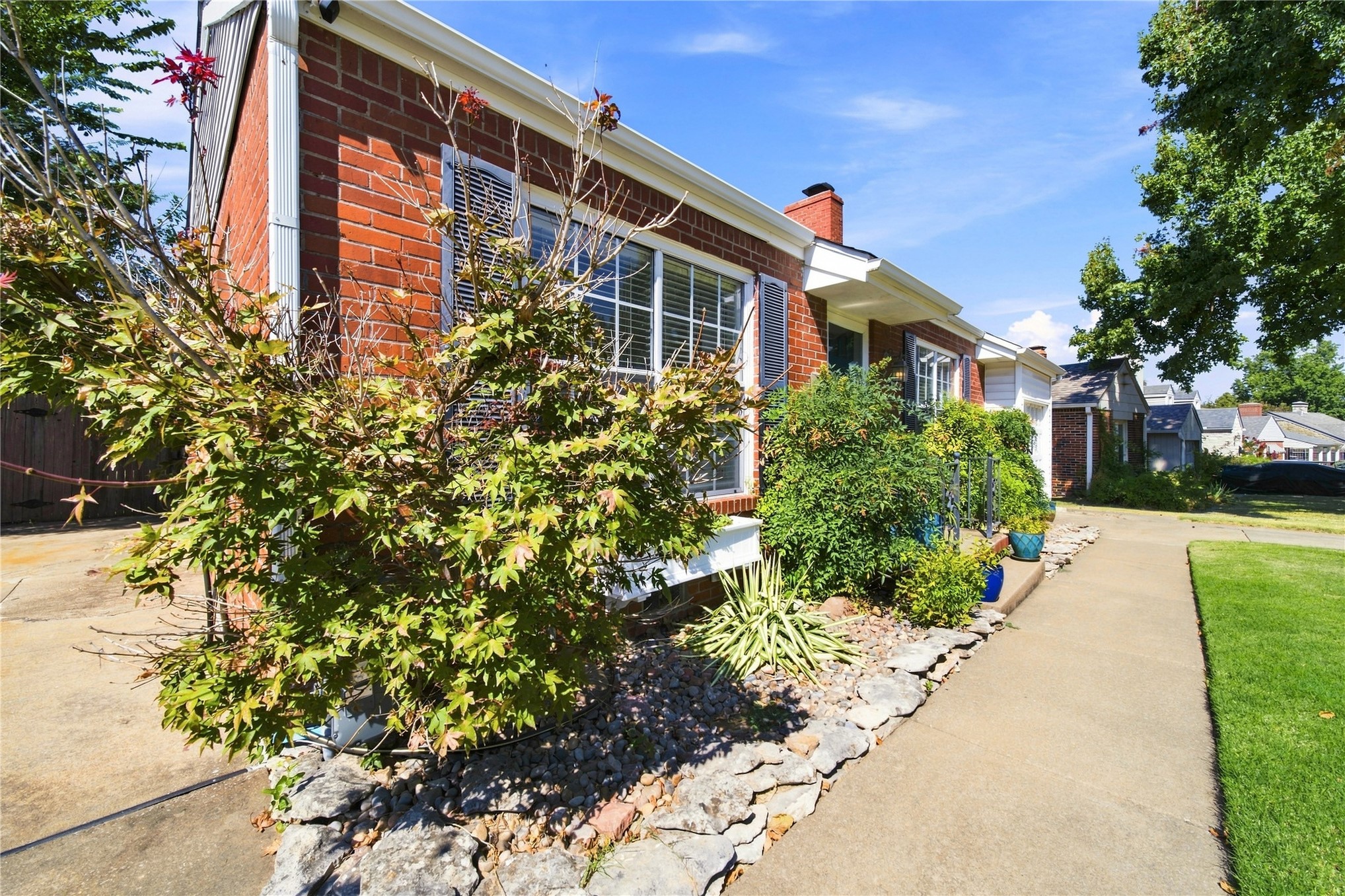 1722 S Columbia Place Property Photo 8