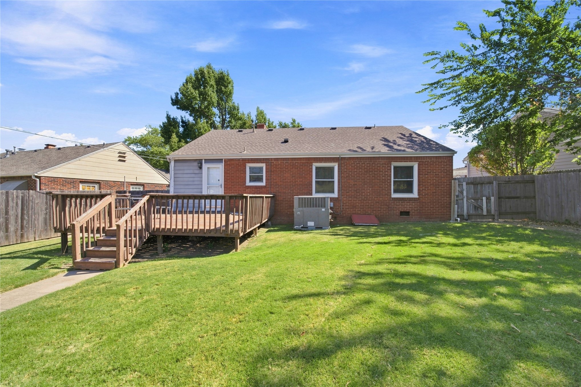1722 S Columbia Place Property Photo 35