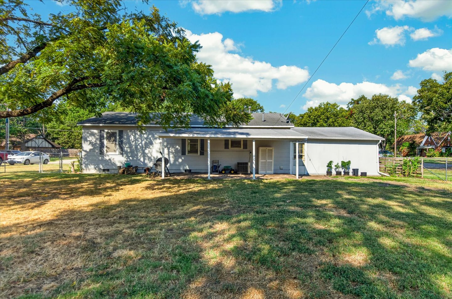 622 N Cherokee Avenue Property Photo 27