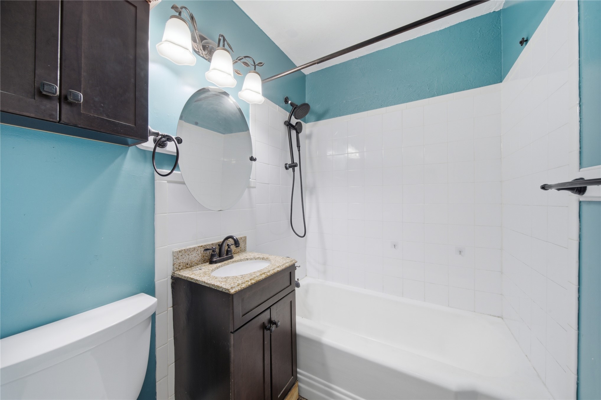 307 W 44th Street Property Photo 16