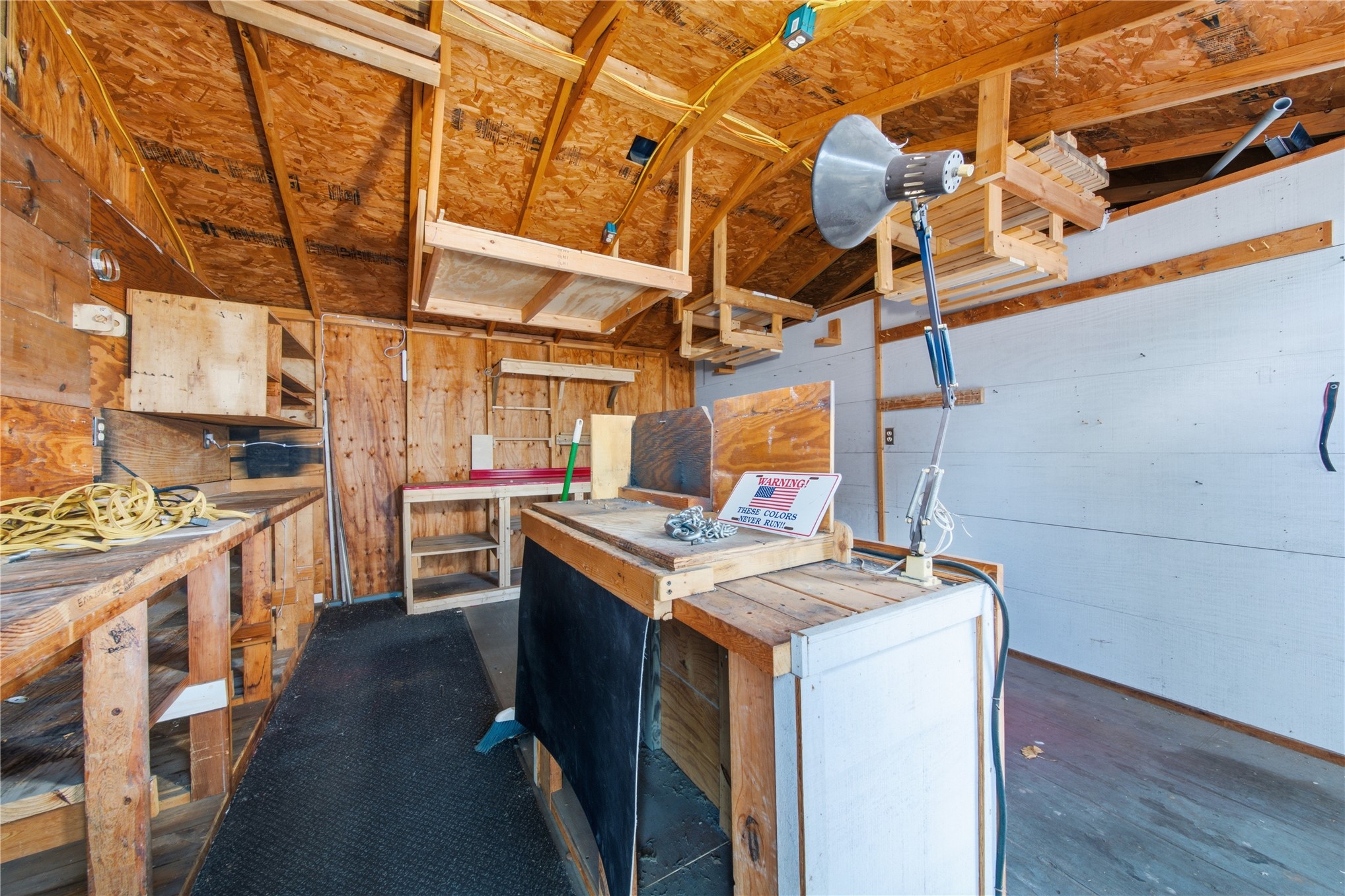 307 W 44th Street Property Photo 22