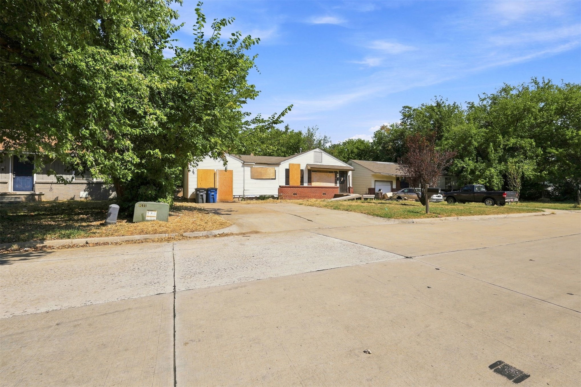 33 E 49th Place N Property Photo 14
