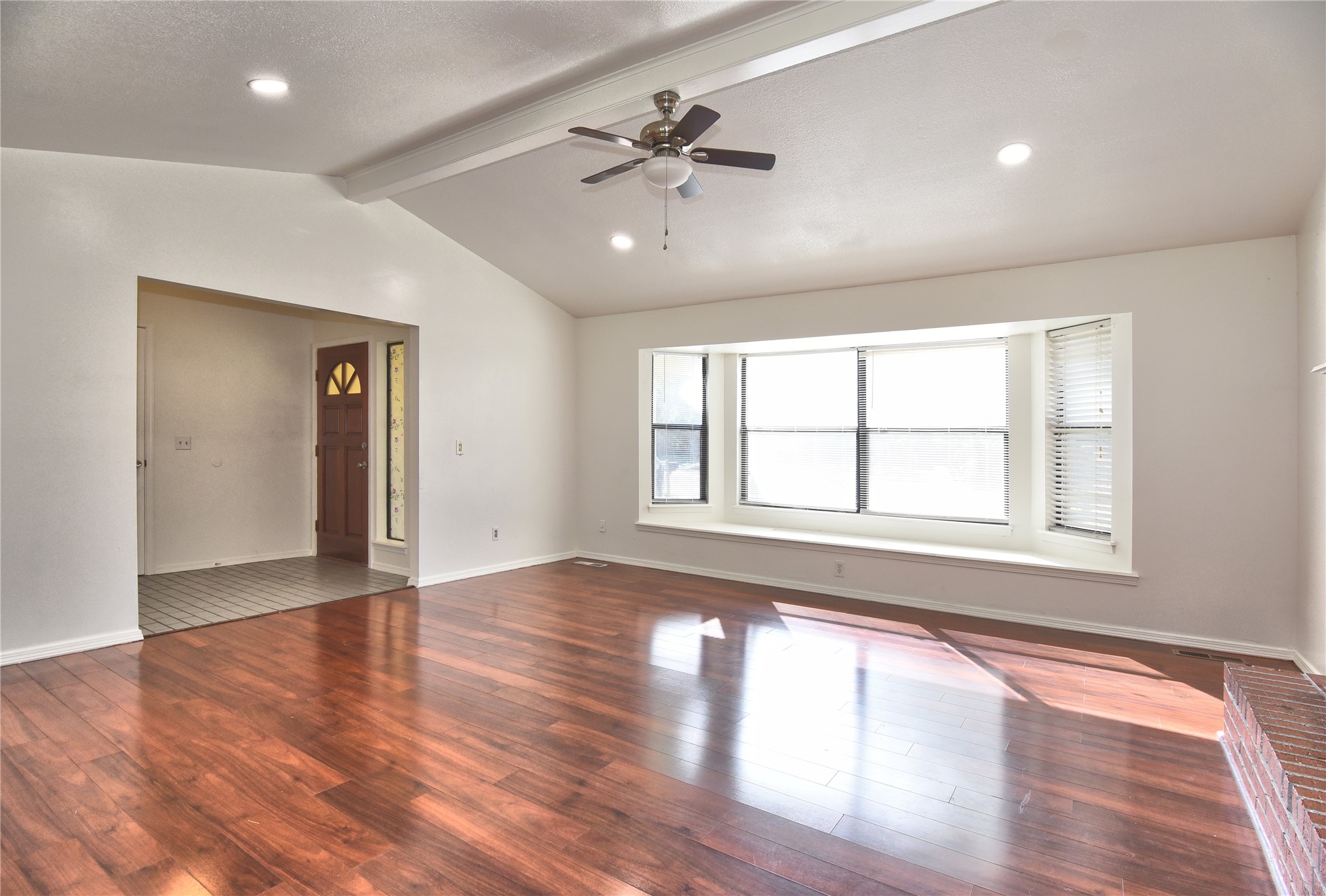 1521 E 75th Court Property Photo 6