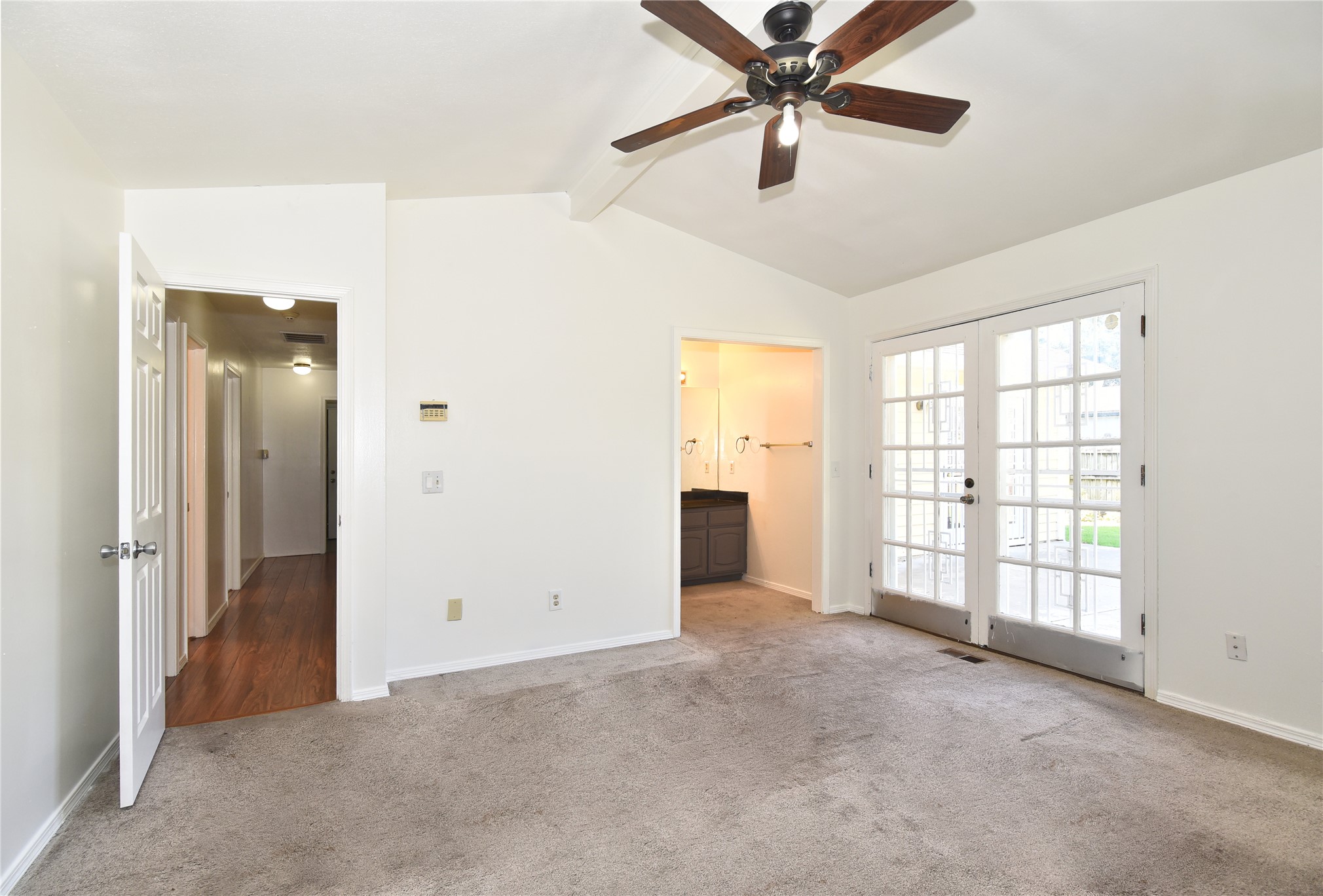 1521 E 75th Court Property Photo 21