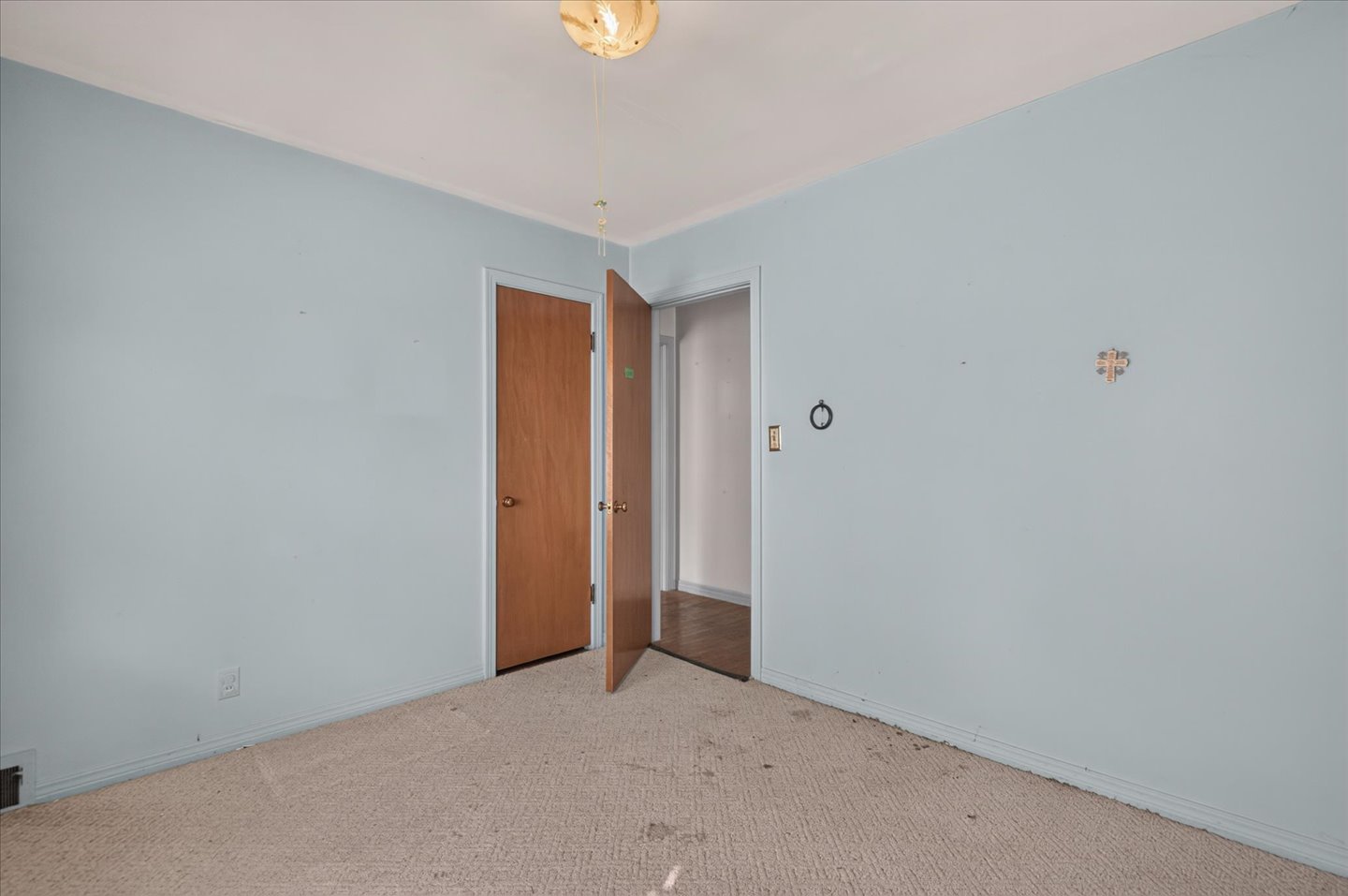 1841 S Armstrong Avenue Property Photo 16