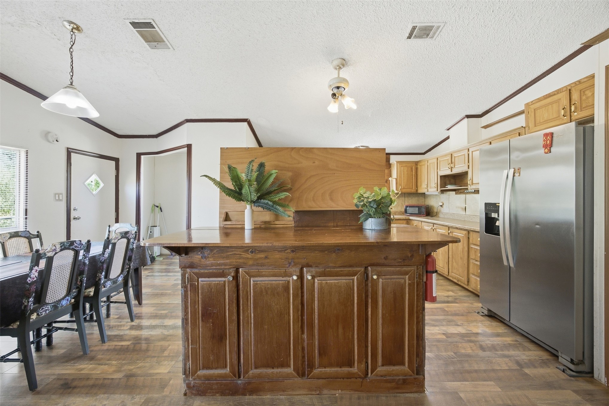 2393 E Camp Loop Property Photo 13