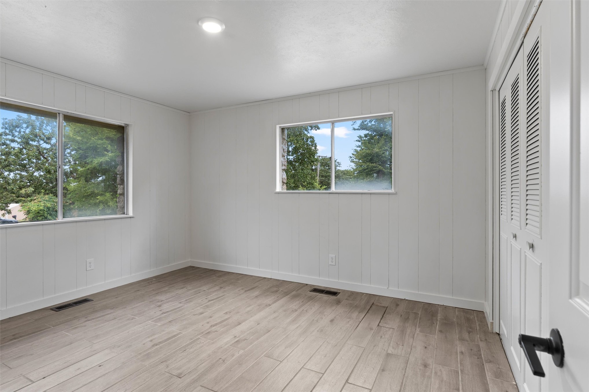 2401 Grandview Avenue Property Photo 16