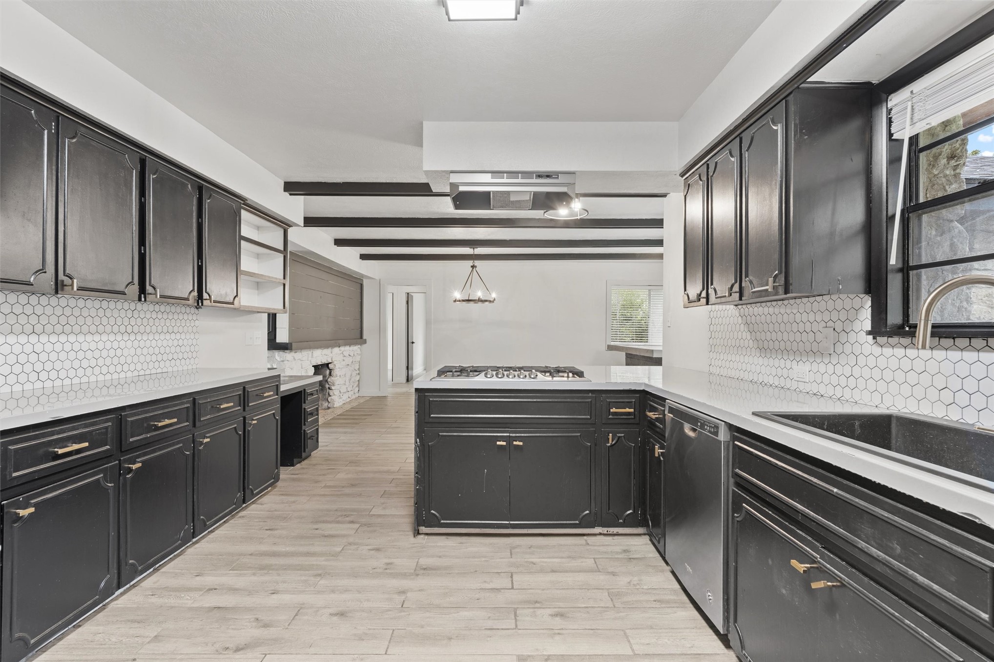2401 Grandview Avenue Property Photo 19