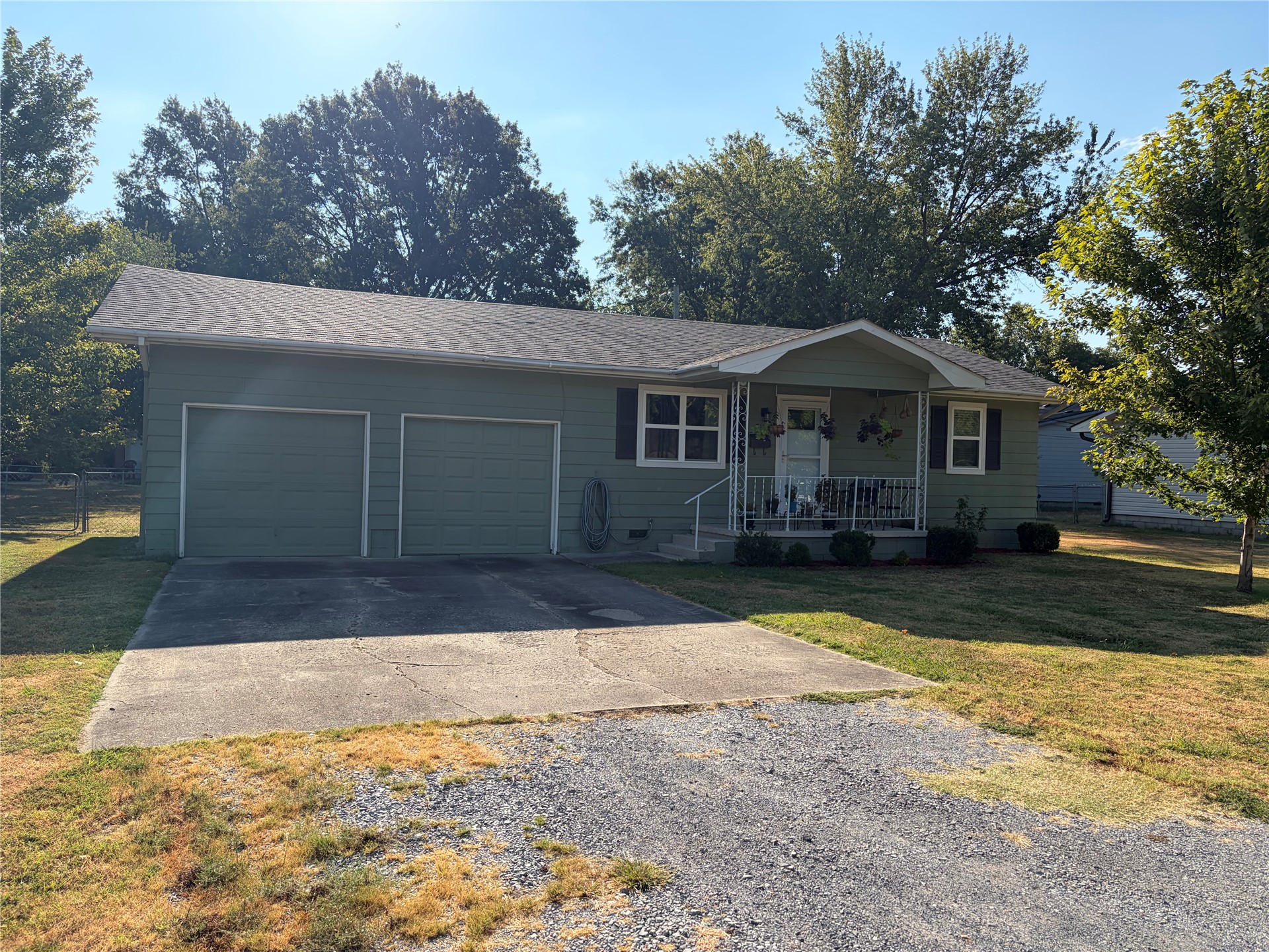 713 S Coo-y-yah Street Property Photo 1
