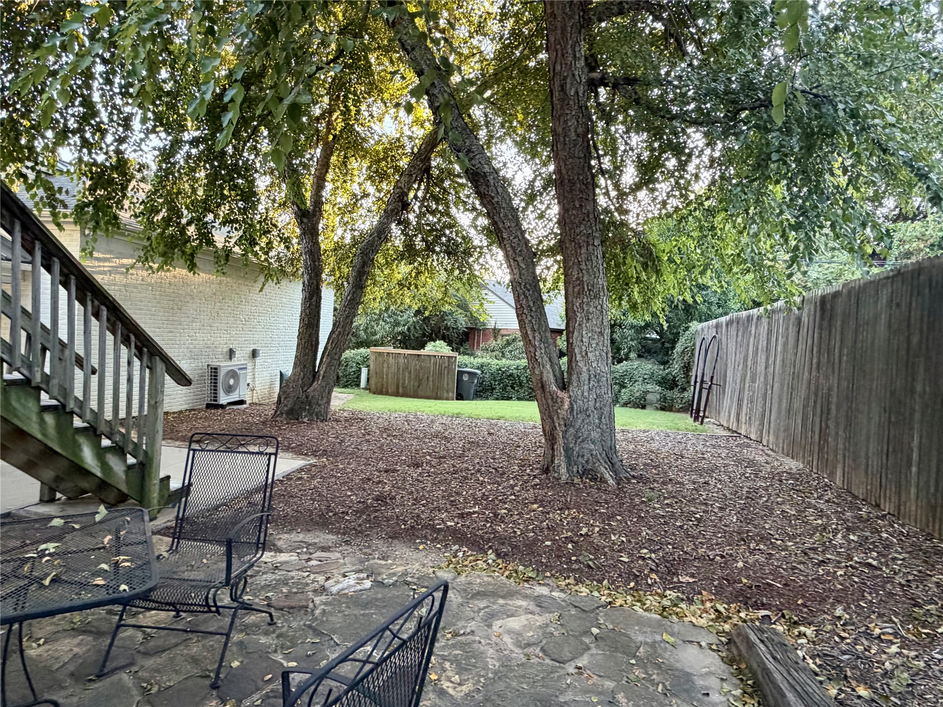 1630 S Columbia Place Property Photo 3