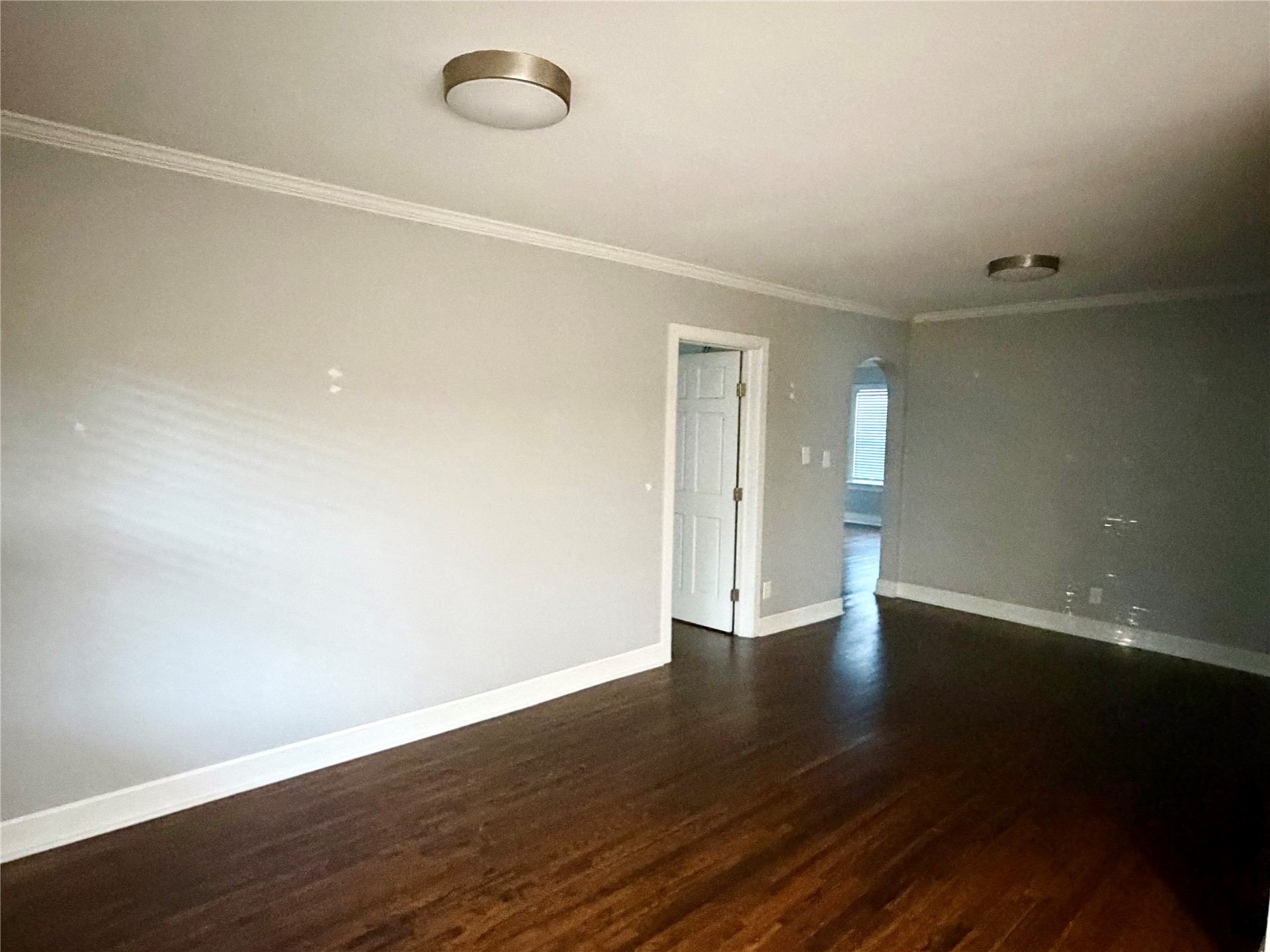 1630 S Columbia Place Property Photo 5