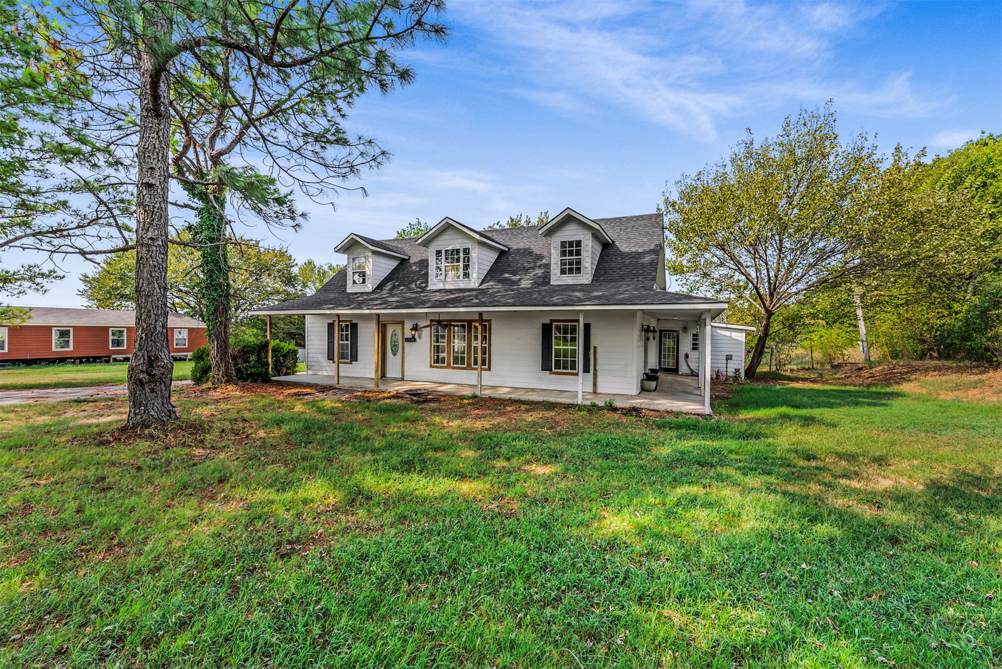 512 N Cattle Drive Property Photo 4