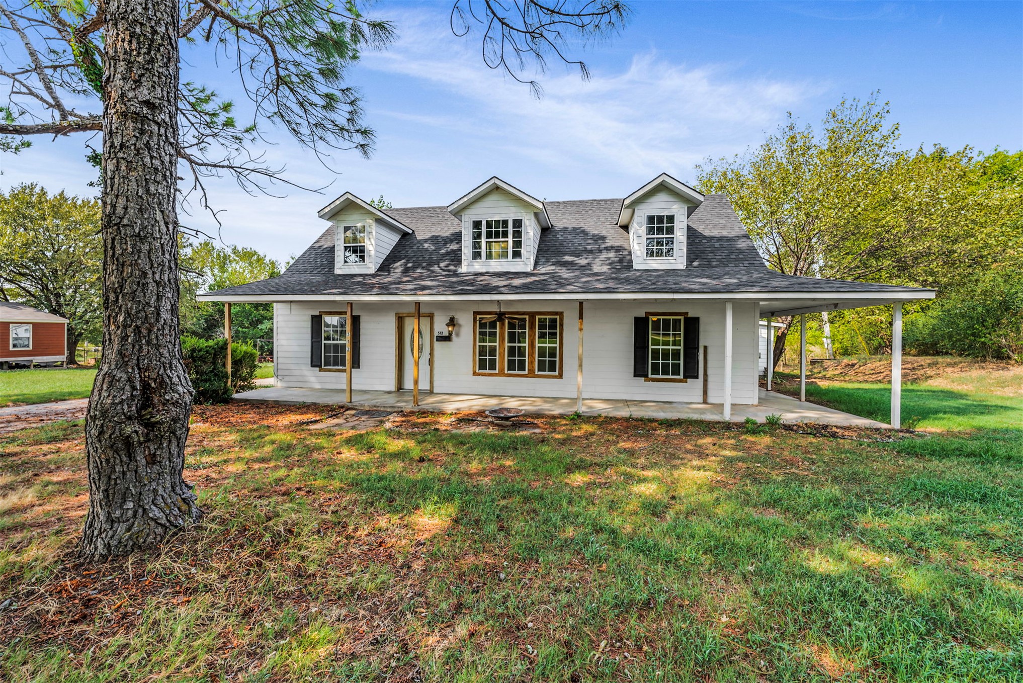 512 N Cattle Drive Property Photo 5
